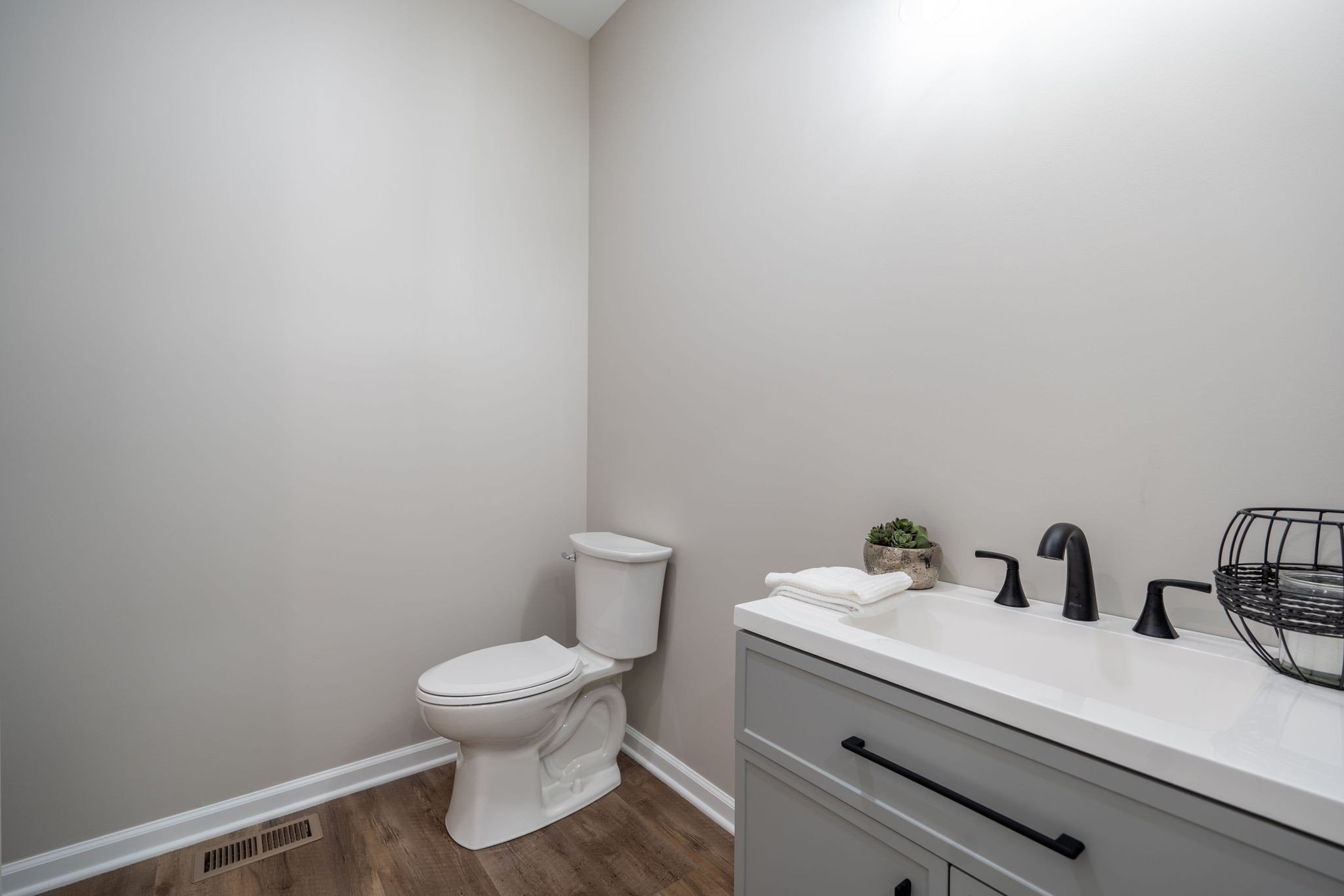 415 Market St Property Photo 16