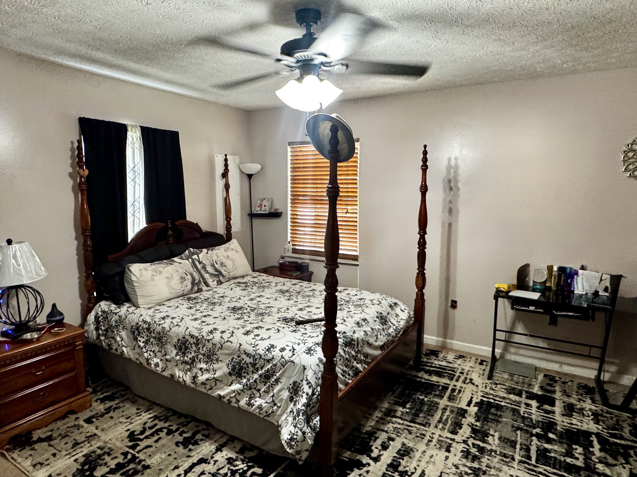 117 Winding Way Property Photo 2