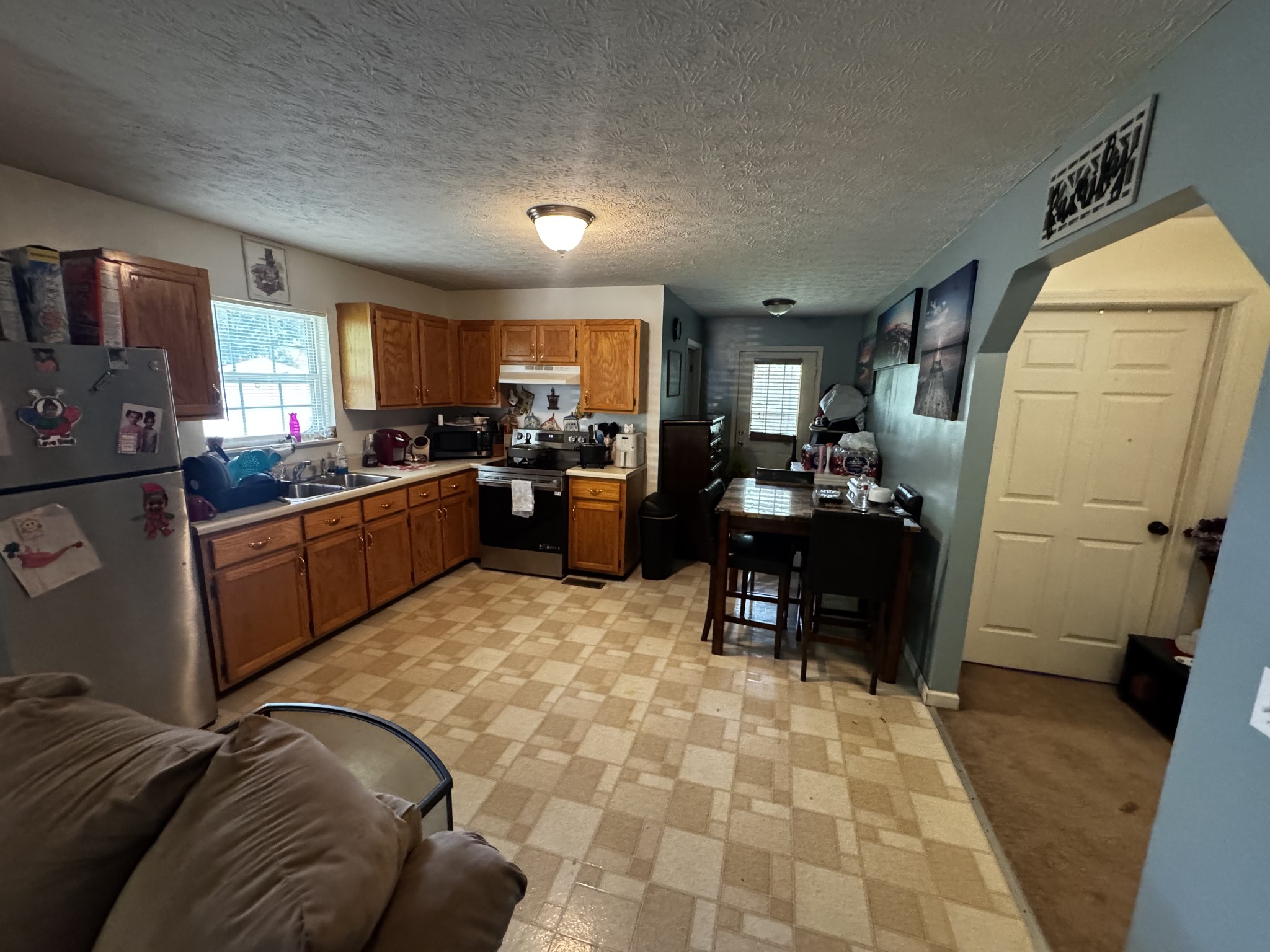 117 Winding Way Property Photo 6