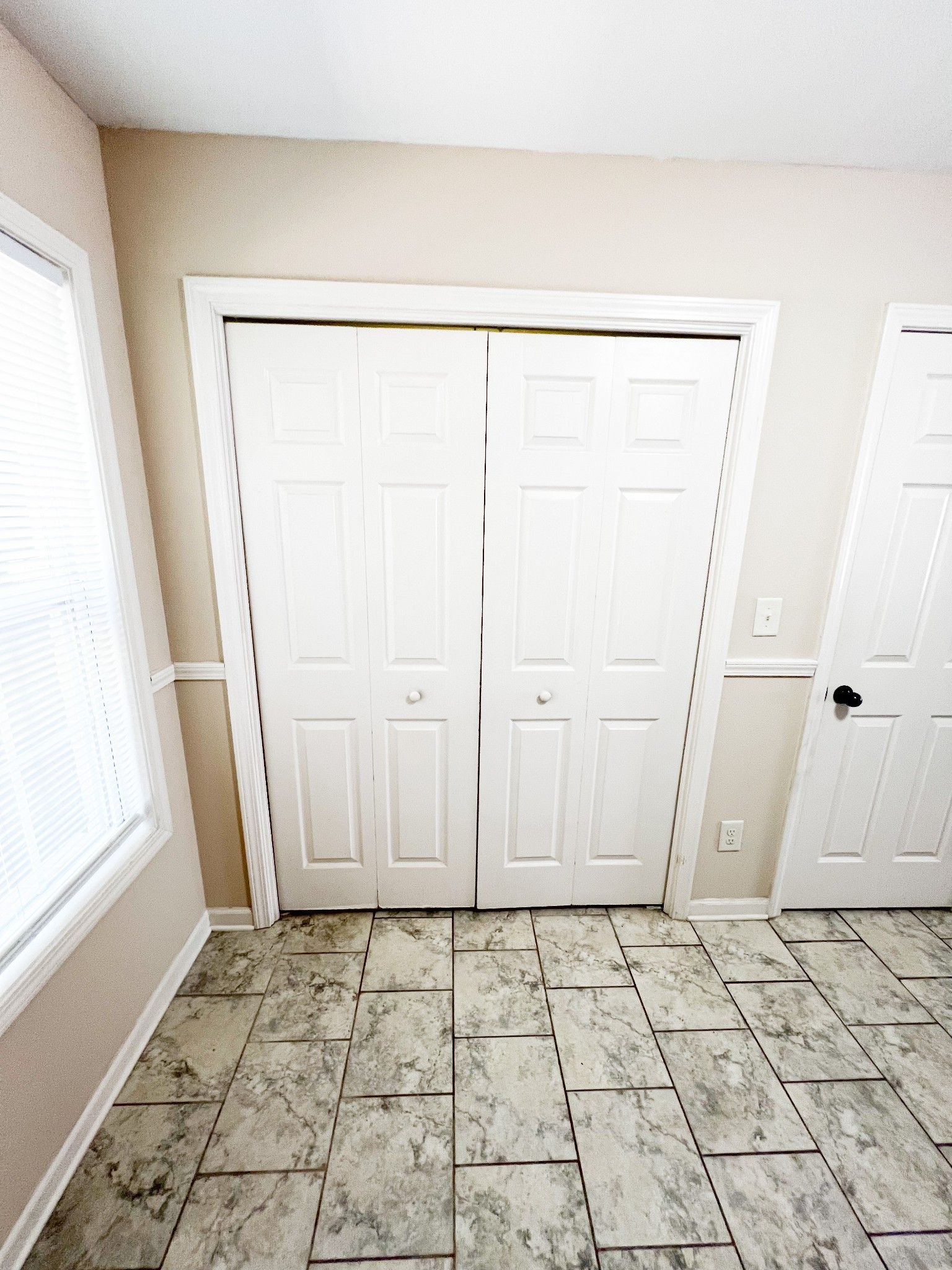 2268 Mccormick Ln Property Photo 4