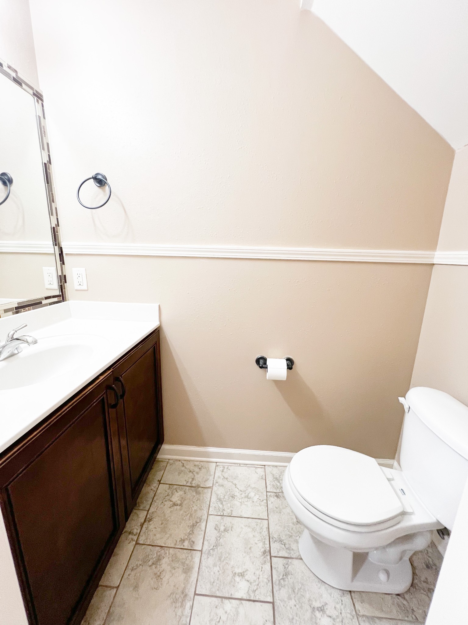 2268 Mccormick Ln Property Photo 6