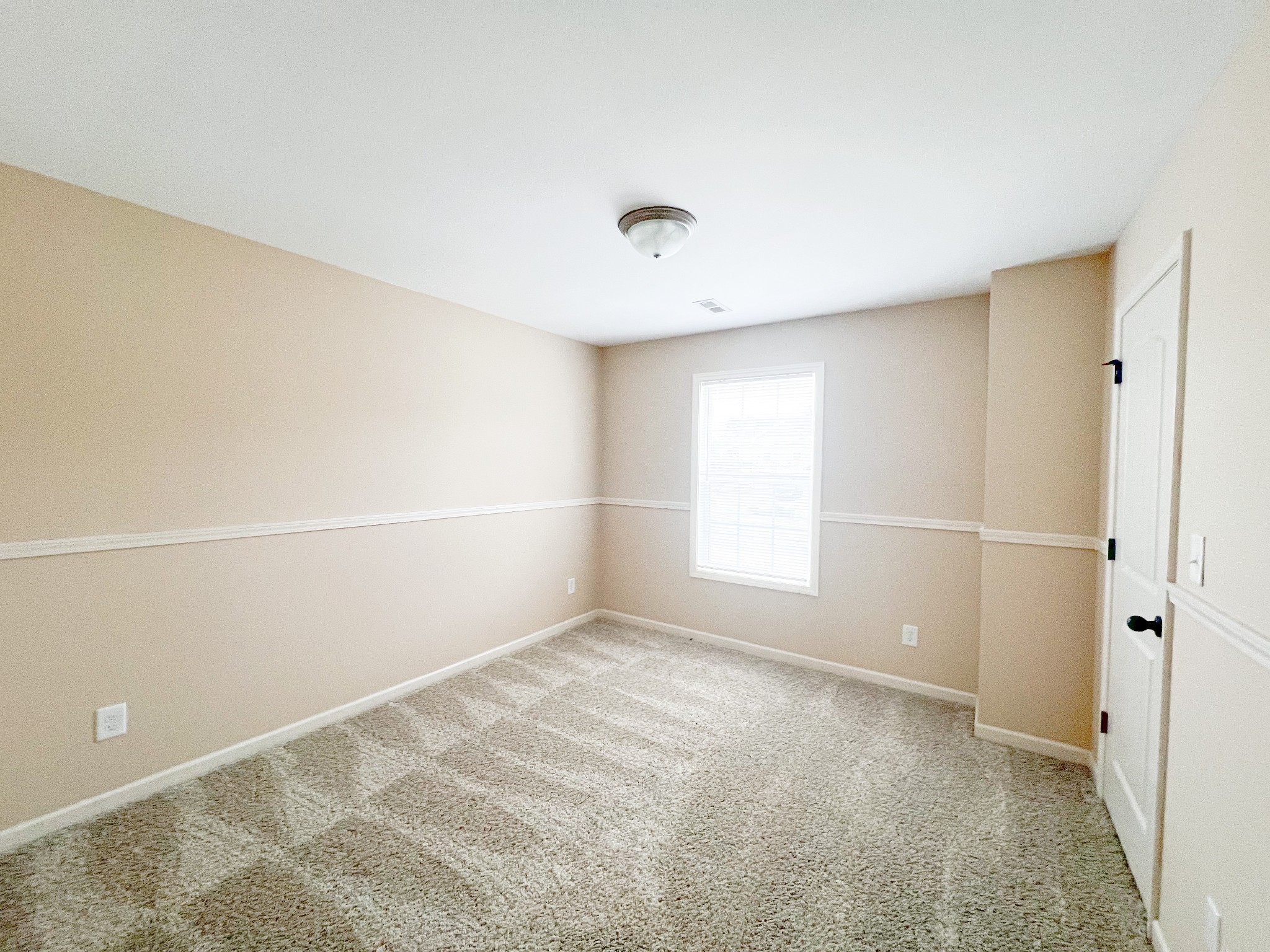 2268 Mccormick Ln Property Photo 9