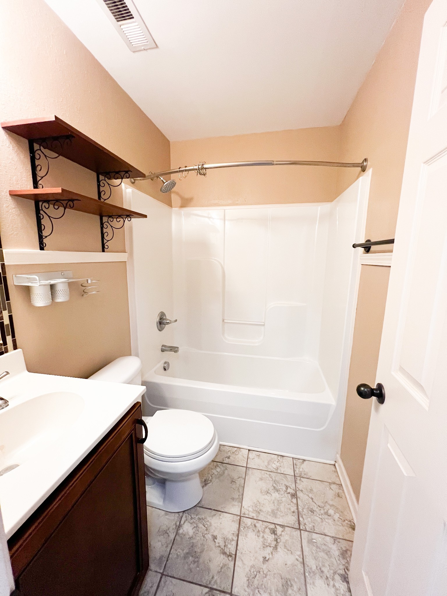 2268 Mccormick Ln Property Photo 10