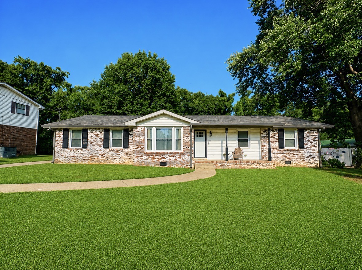 107 Gayle Dr