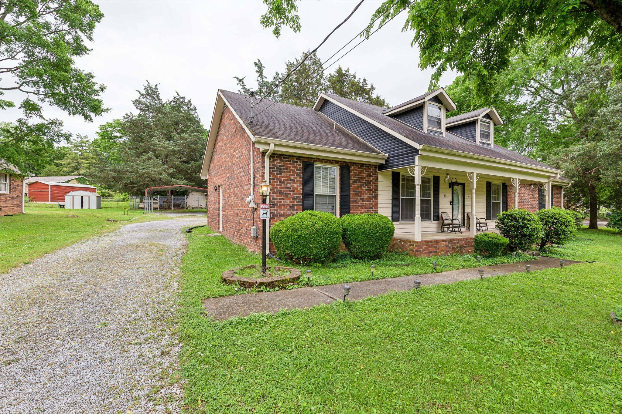 119 Vincent Ln Property Photo 2