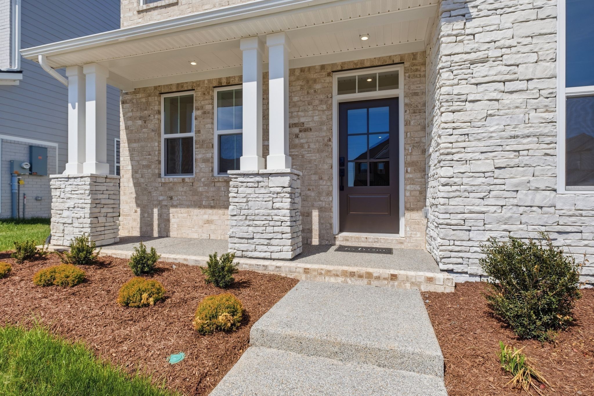 1214 Wallace Way Property Photo 5