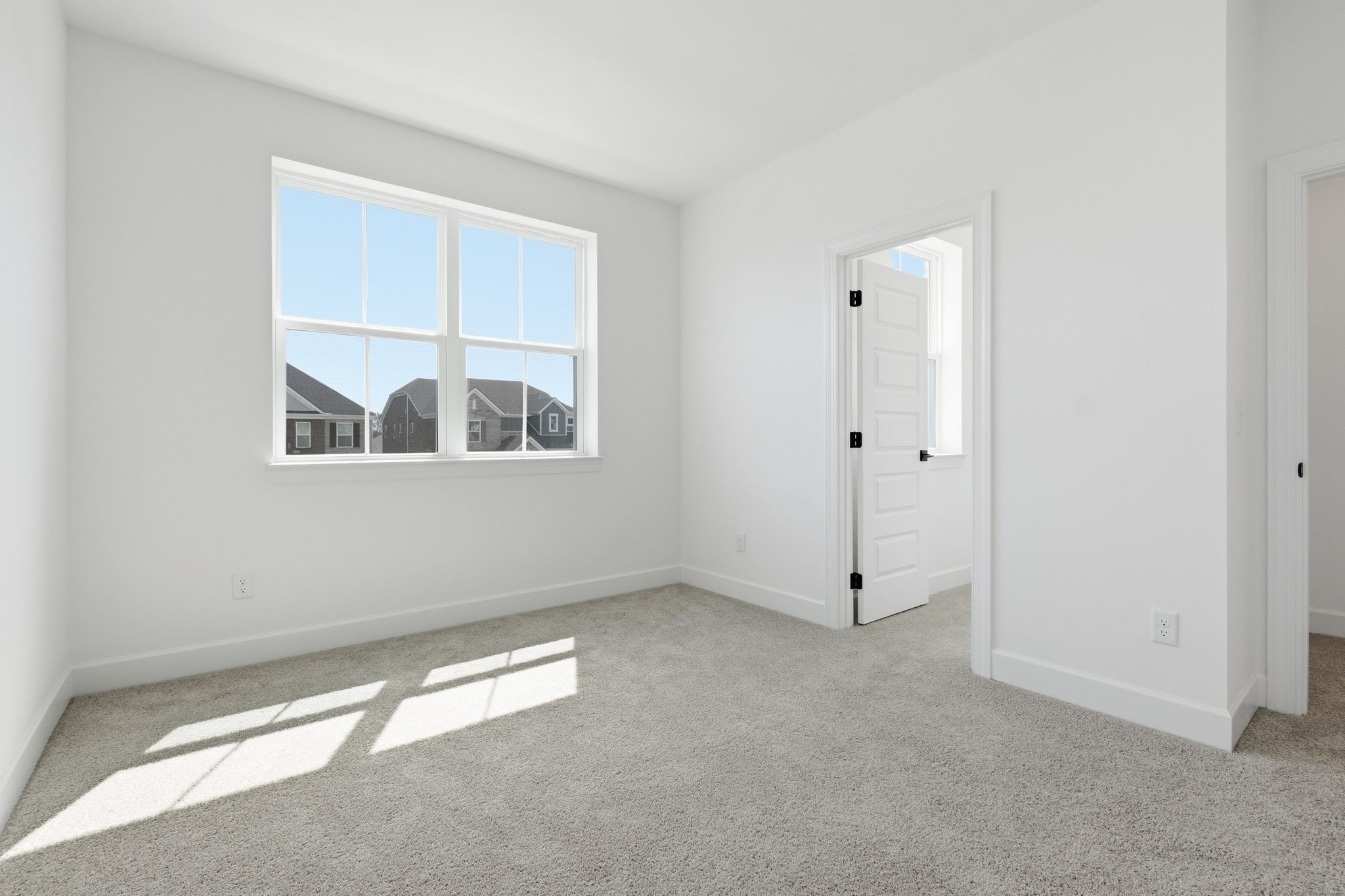 1214 Wallace Way Property Photo 28
