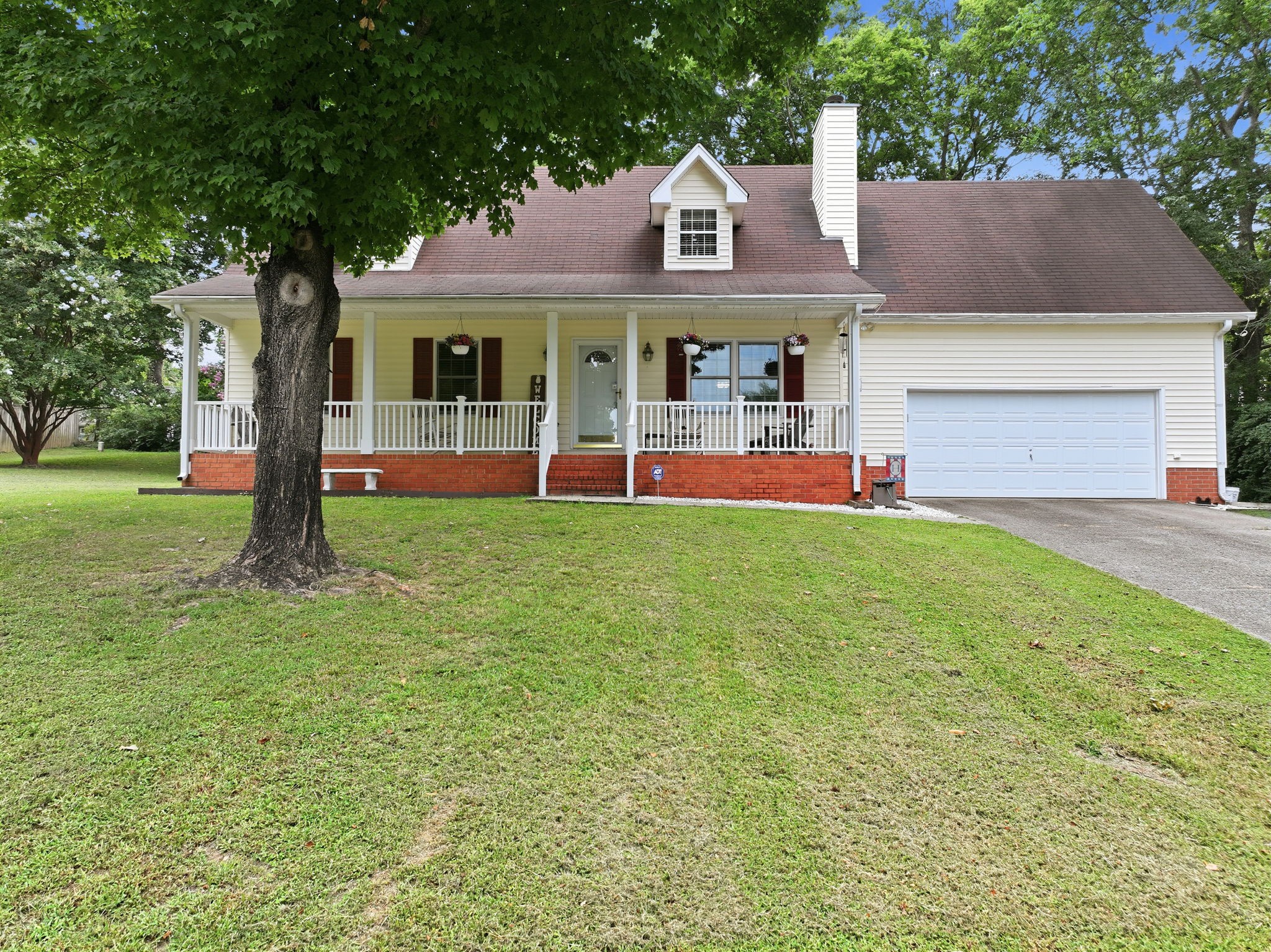 632 Glencoe Ct Property Photo 1