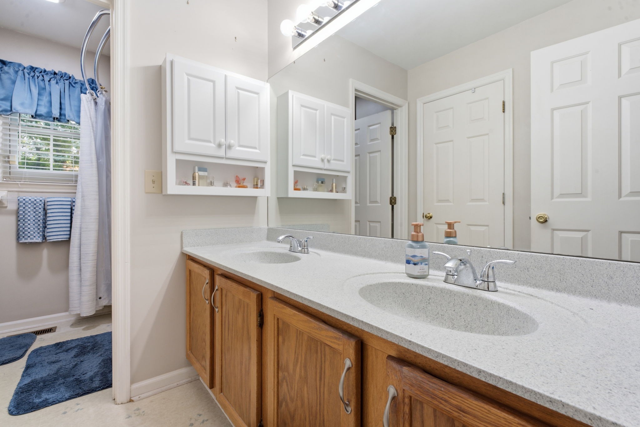 632 Glencoe Ct Property Photo 17