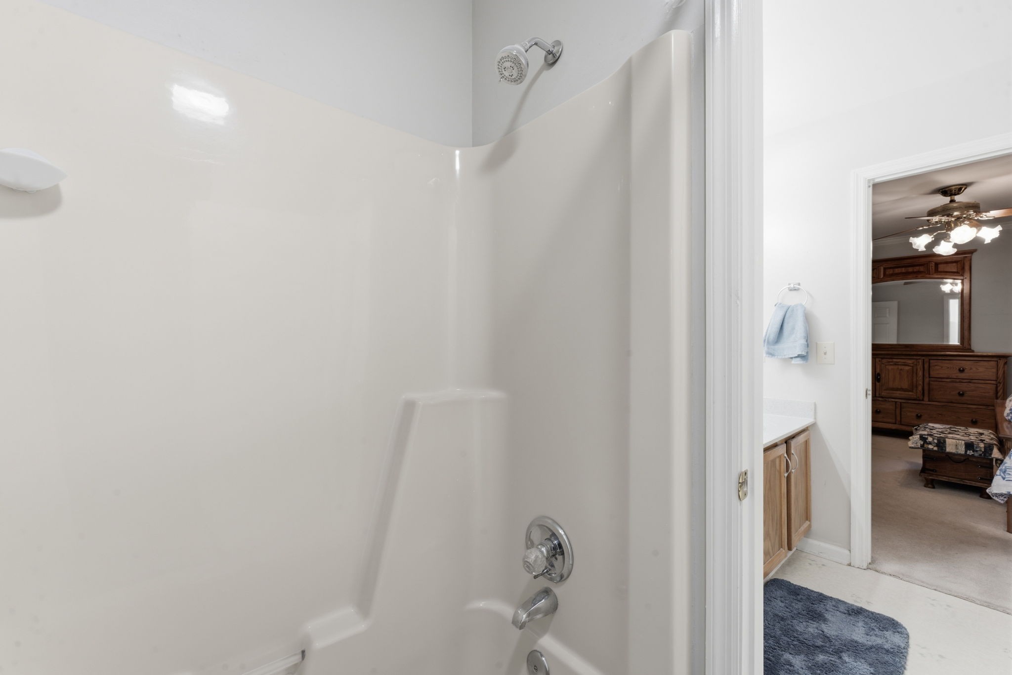 632 Glencoe Ct Property Photo 18
