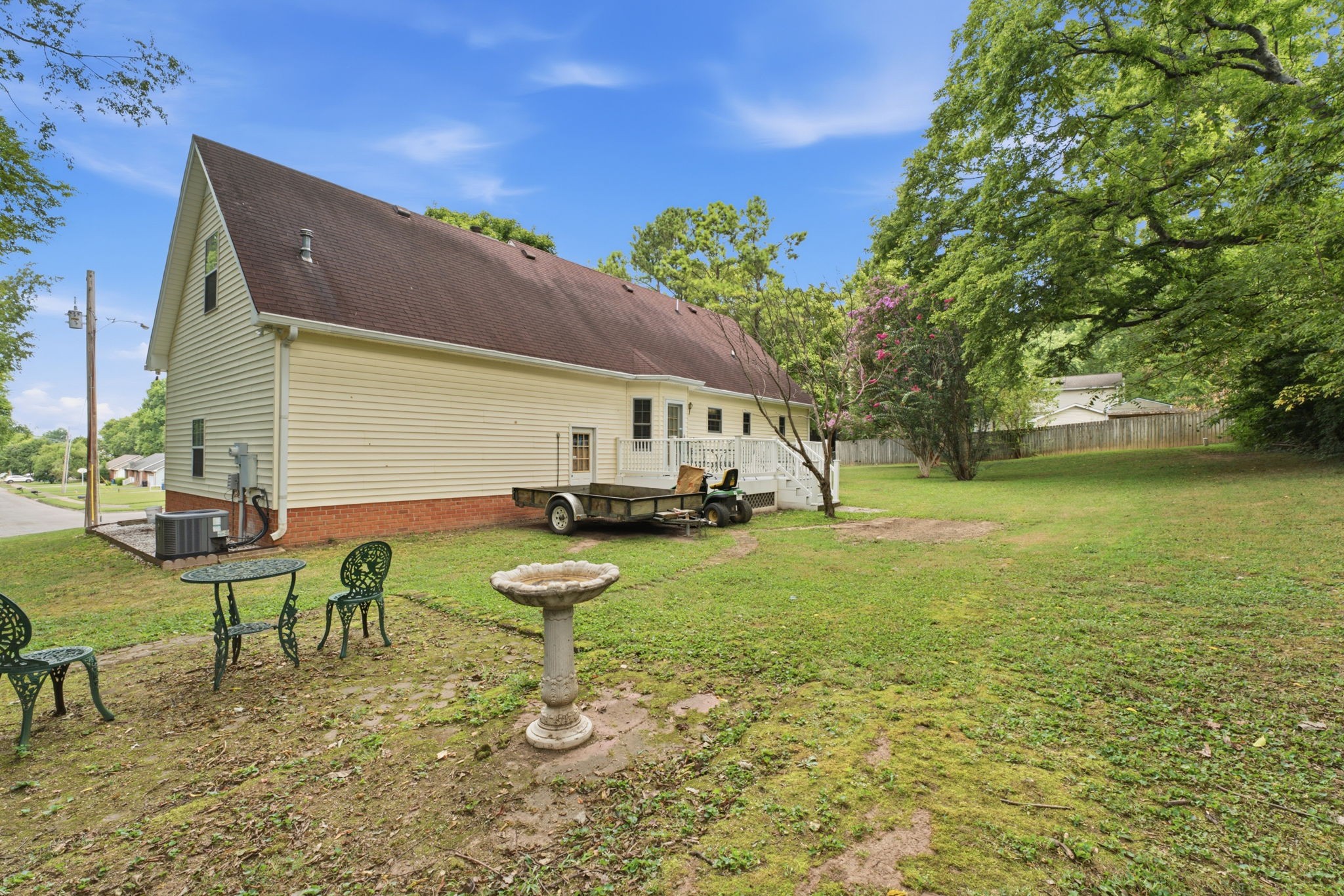 632 Glencoe Ct Property Photo 35