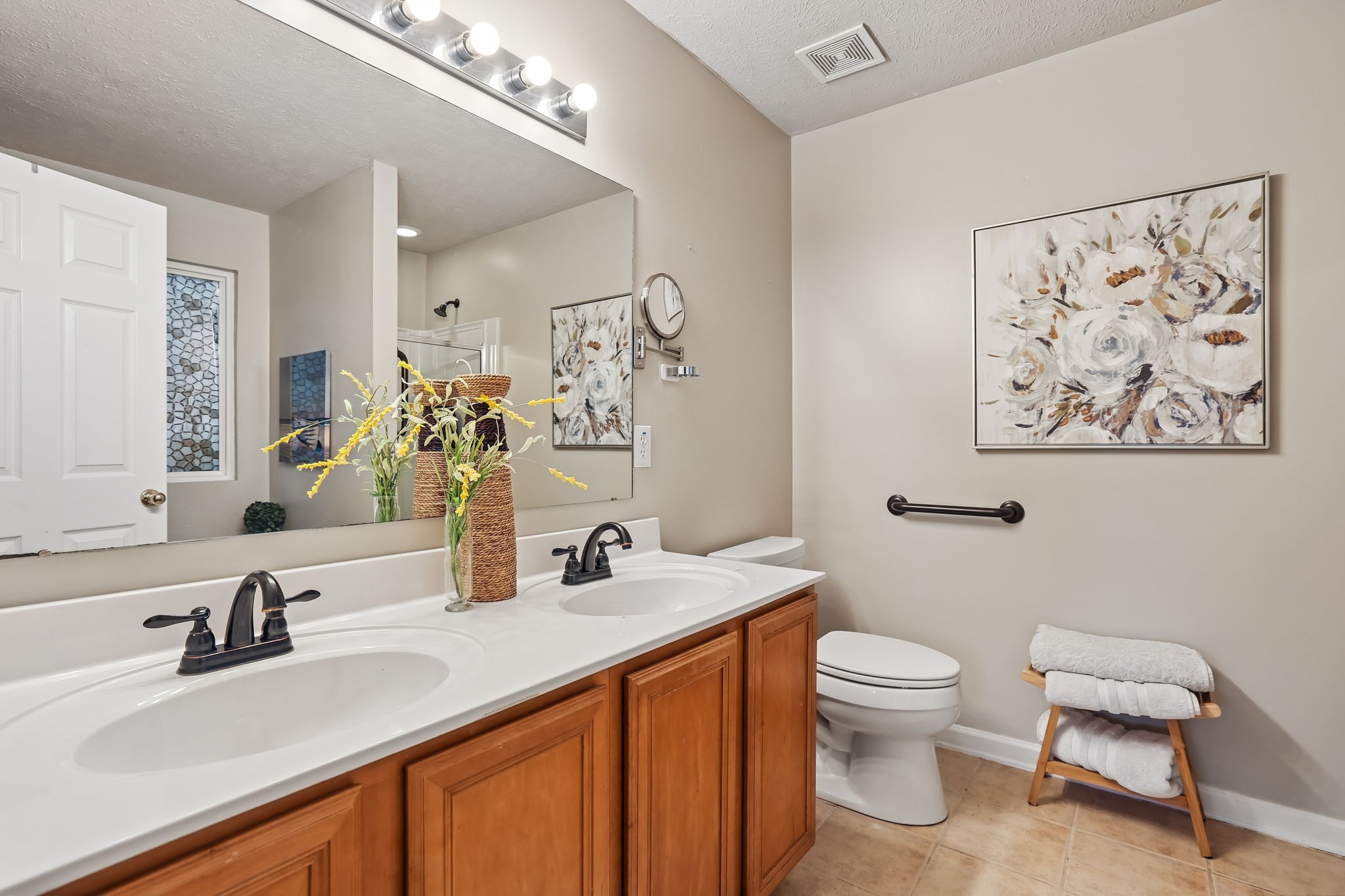 5715 Roxbury Dr Property Photo 23