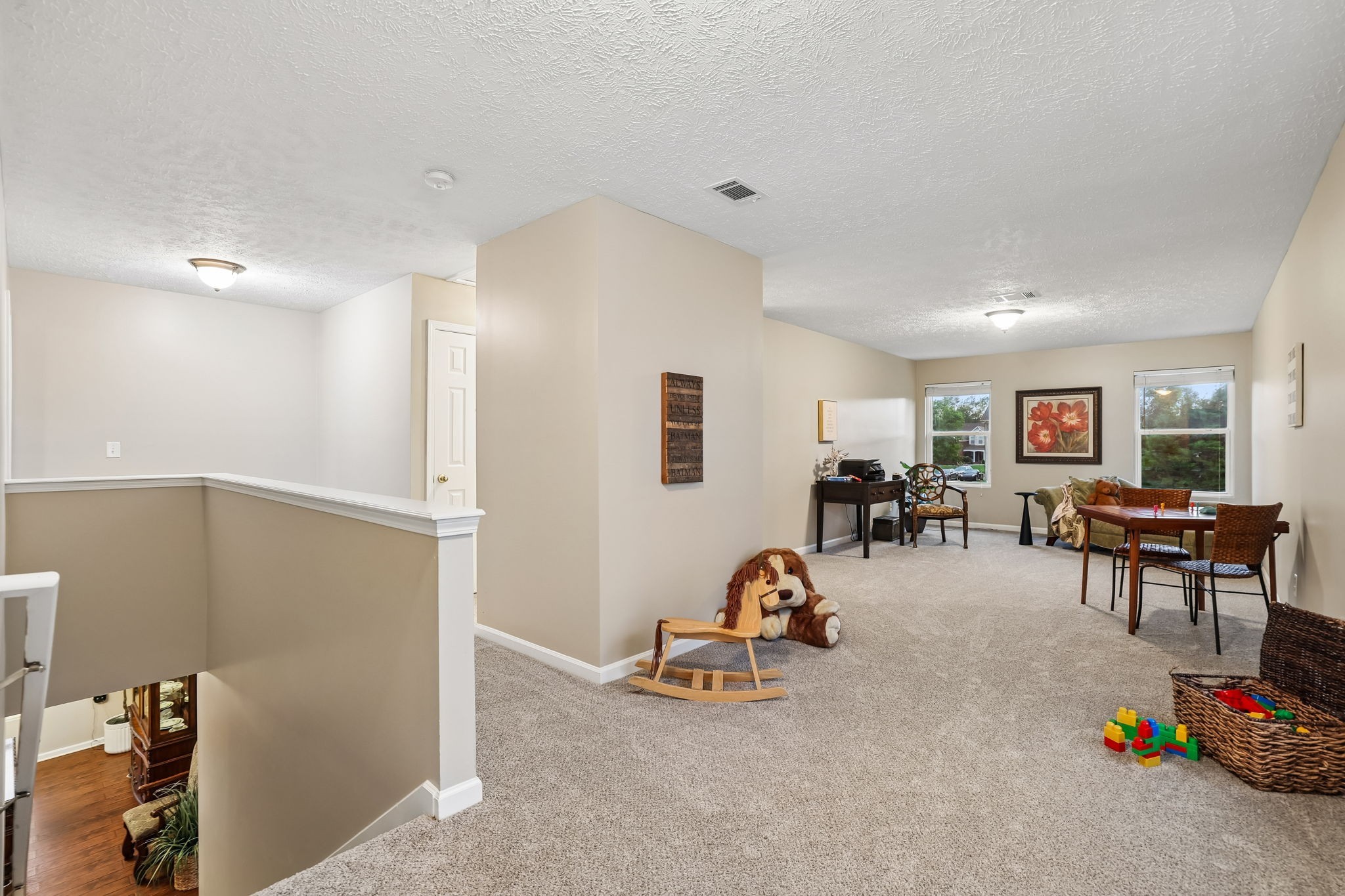 5715 Roxbury Dr Property Photo 36