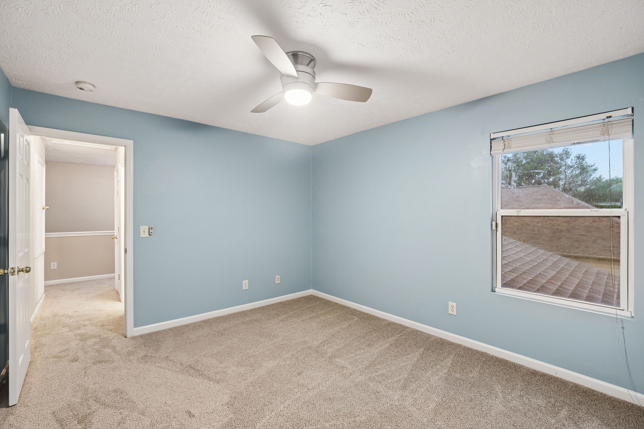 5715 Roxbury Dr Property Photo 43