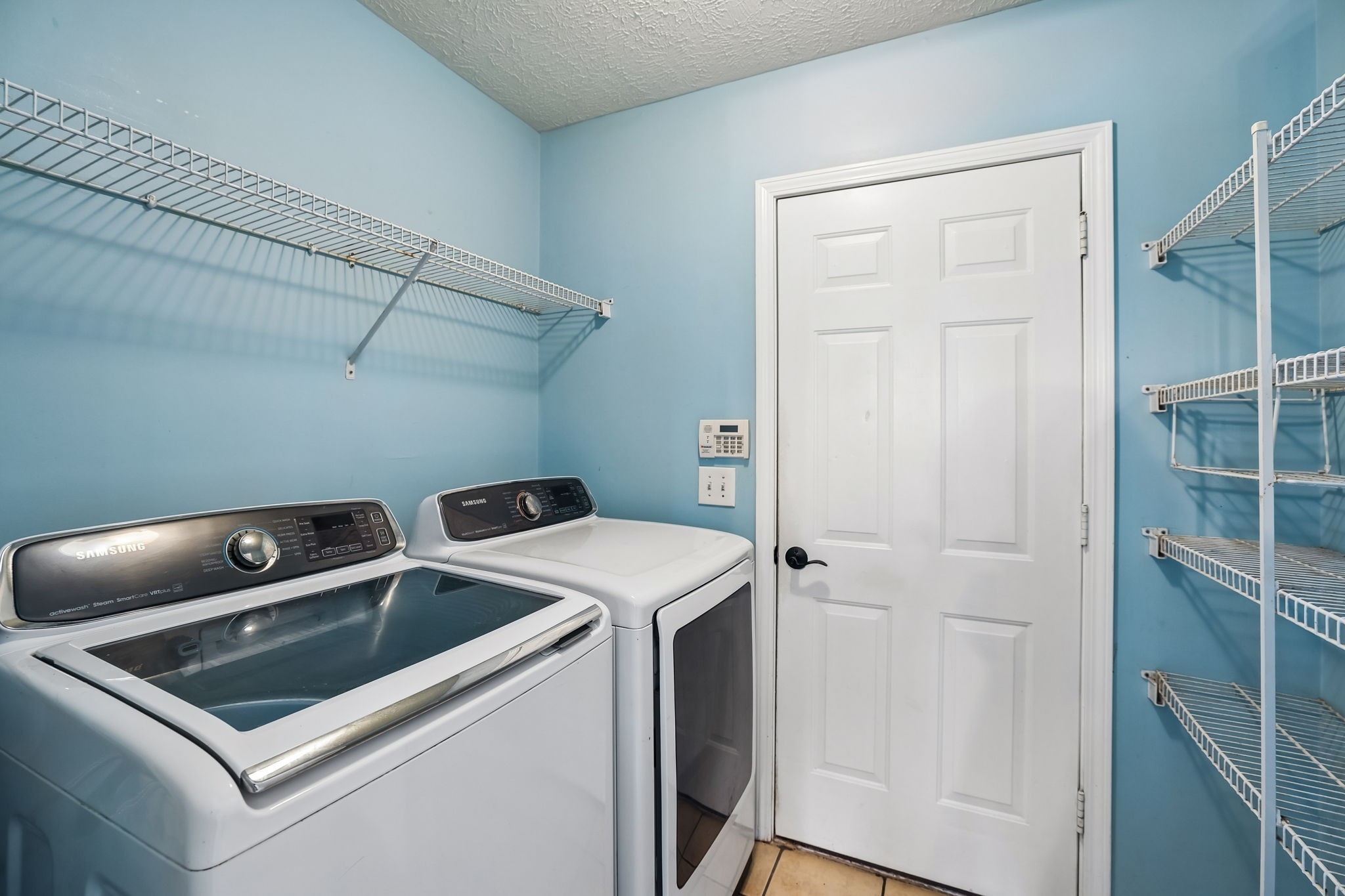 5715 Roxbury Dr Property Photo 49