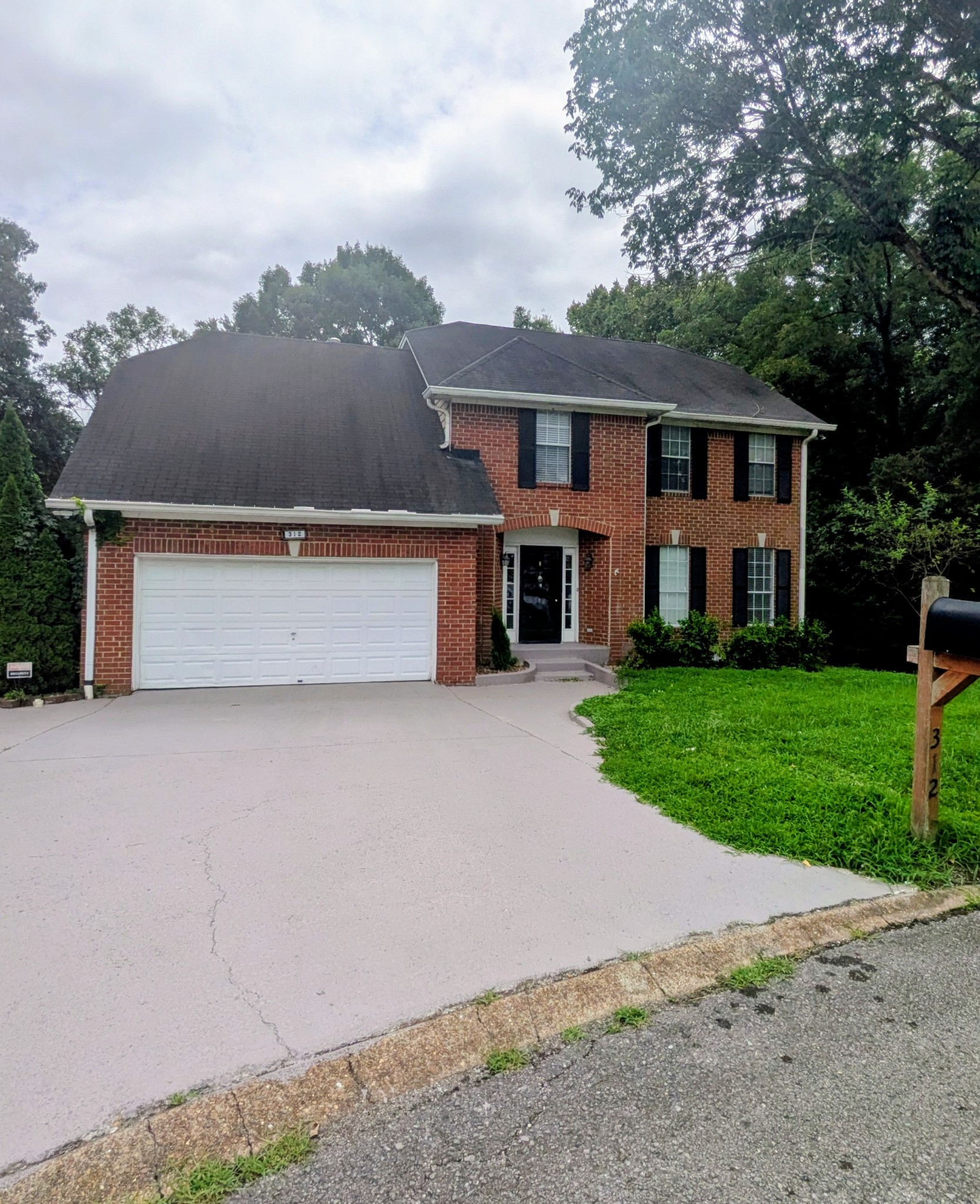312 Bristol Mountain Ct Property Photo 1