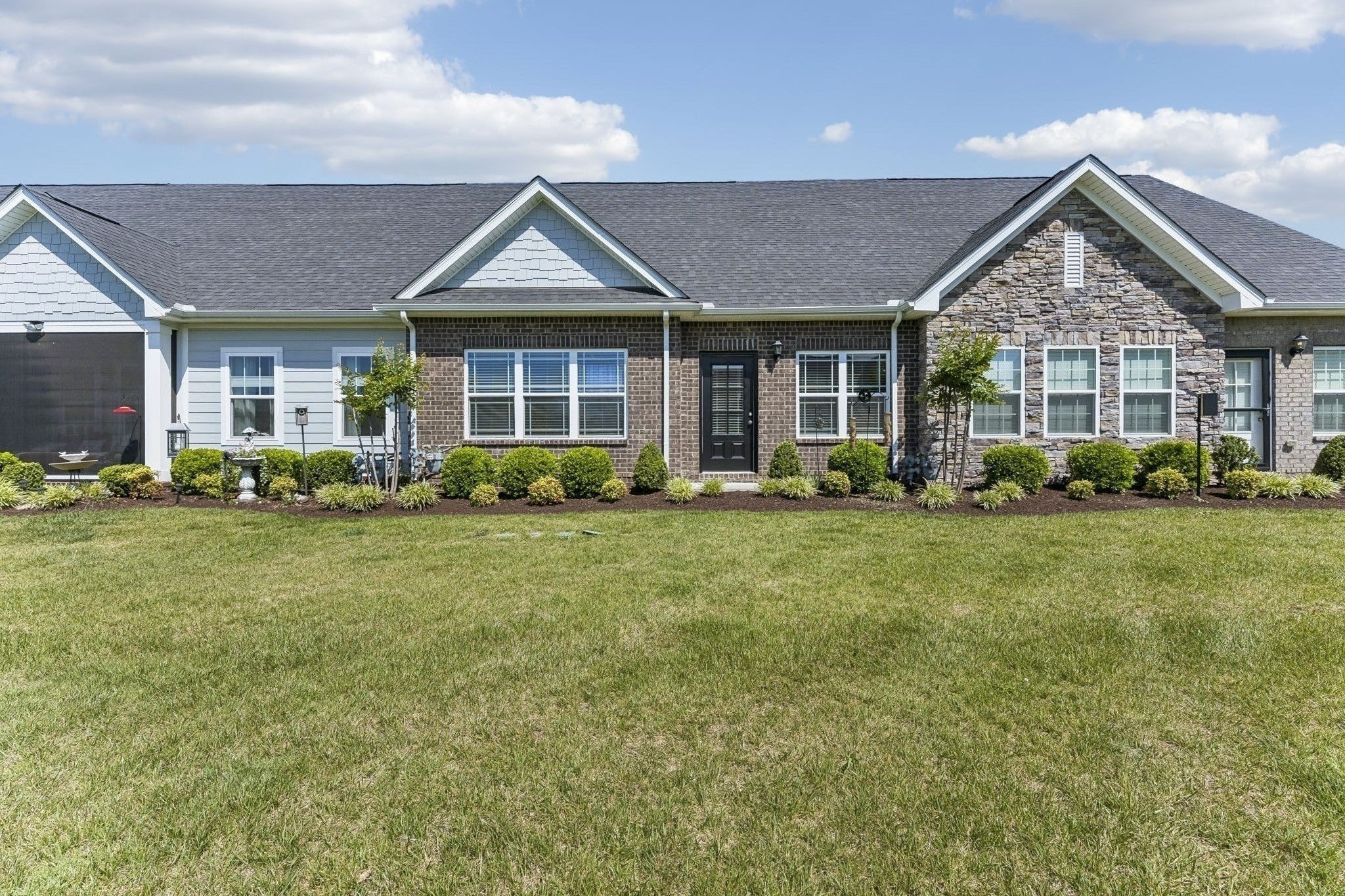 1689 Foston Ln Property Photo 1