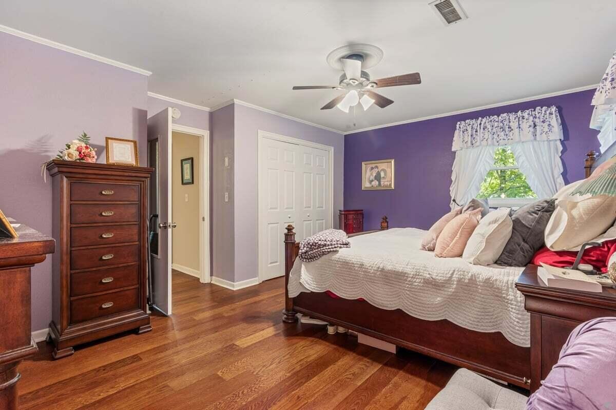 1234 Millard Street Property Photo 8