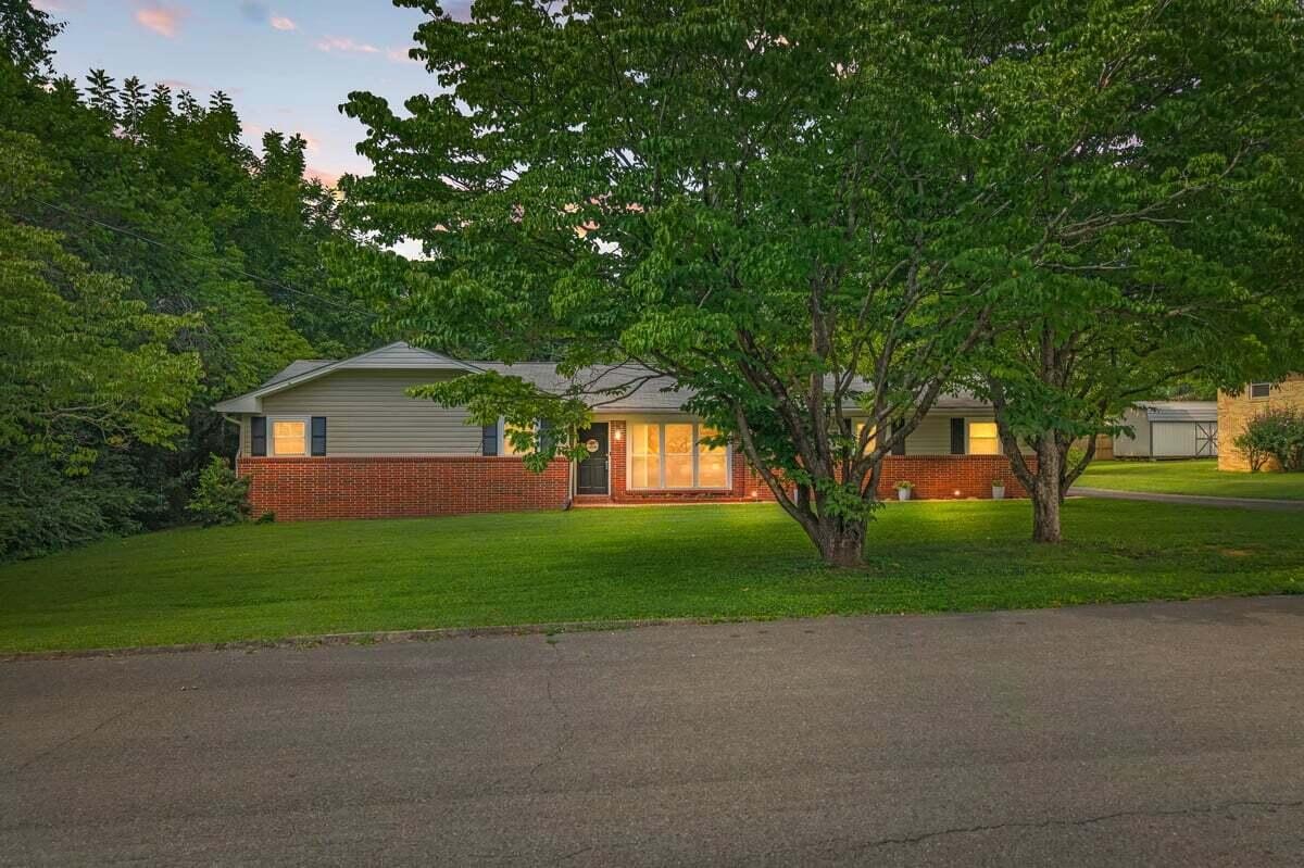 1234 Millard Street Property Photo 22