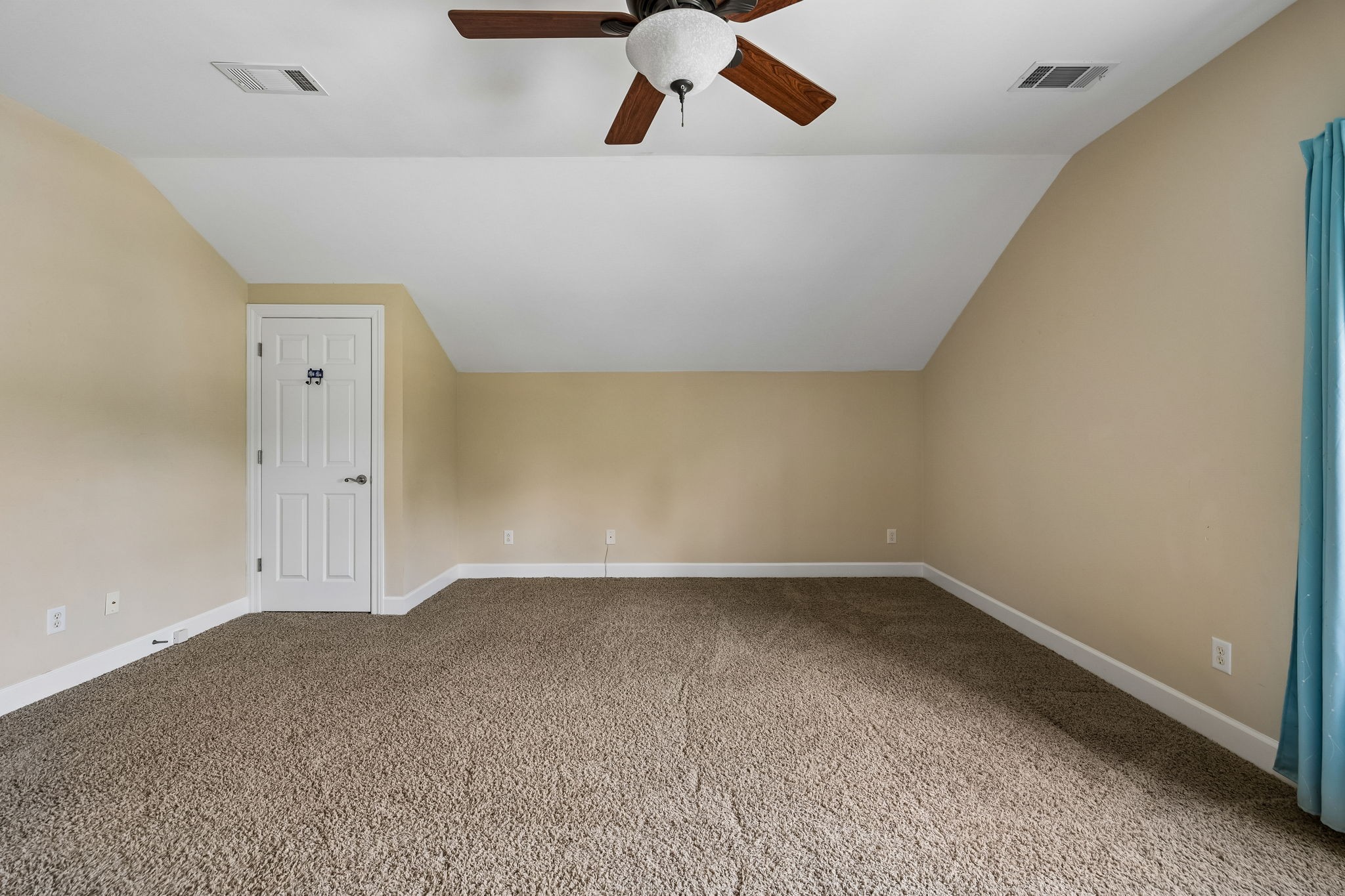 4431 Soper Ave Property Photo 41
