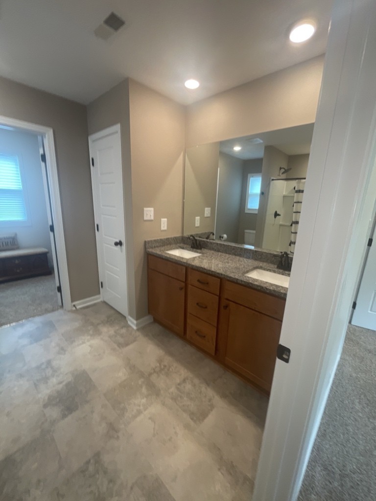 1142 Old Charlotte Trce Property Photo 11