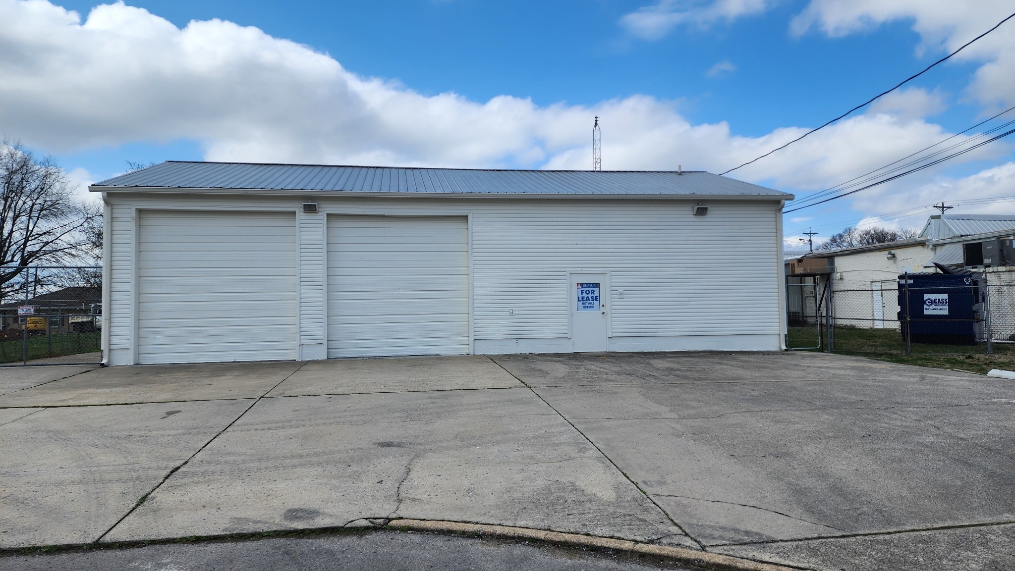 705 Ridgeway Ave Property Photo 1