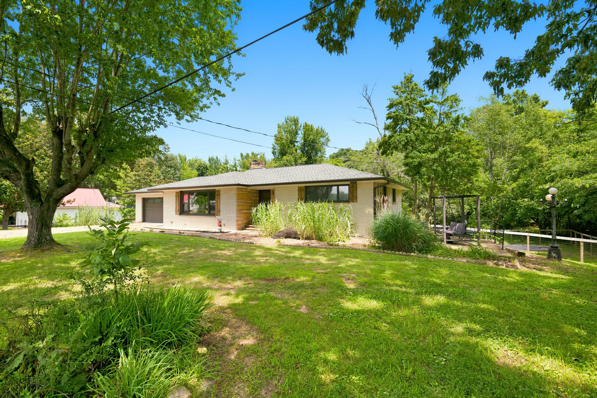 250 Washington Ave Property Photo 2