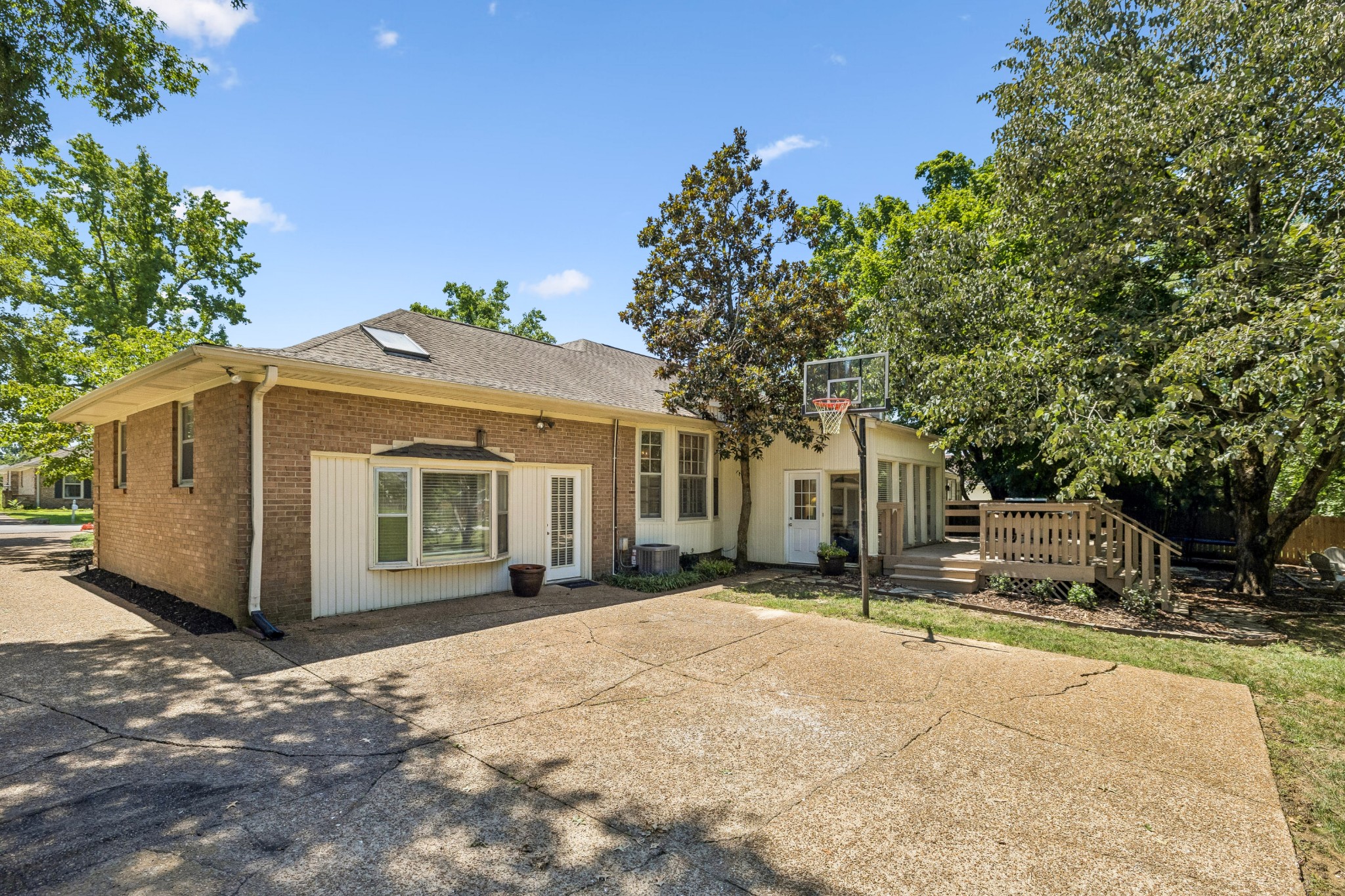 410 Stable Dr Property Photo 46