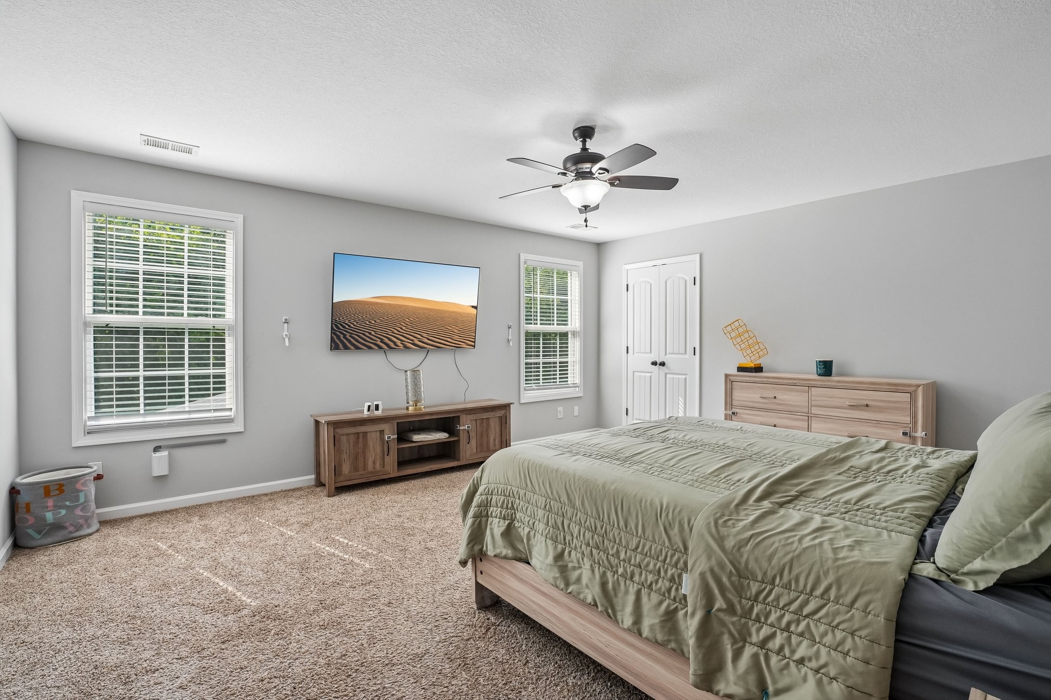 675 Sturdivant Dr Property Photo 25