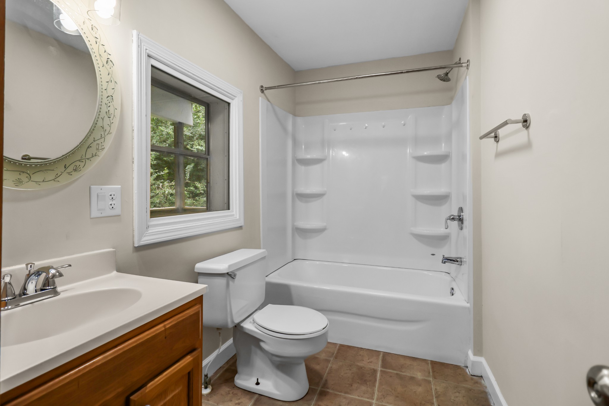 114 Emory St Property Photo 21