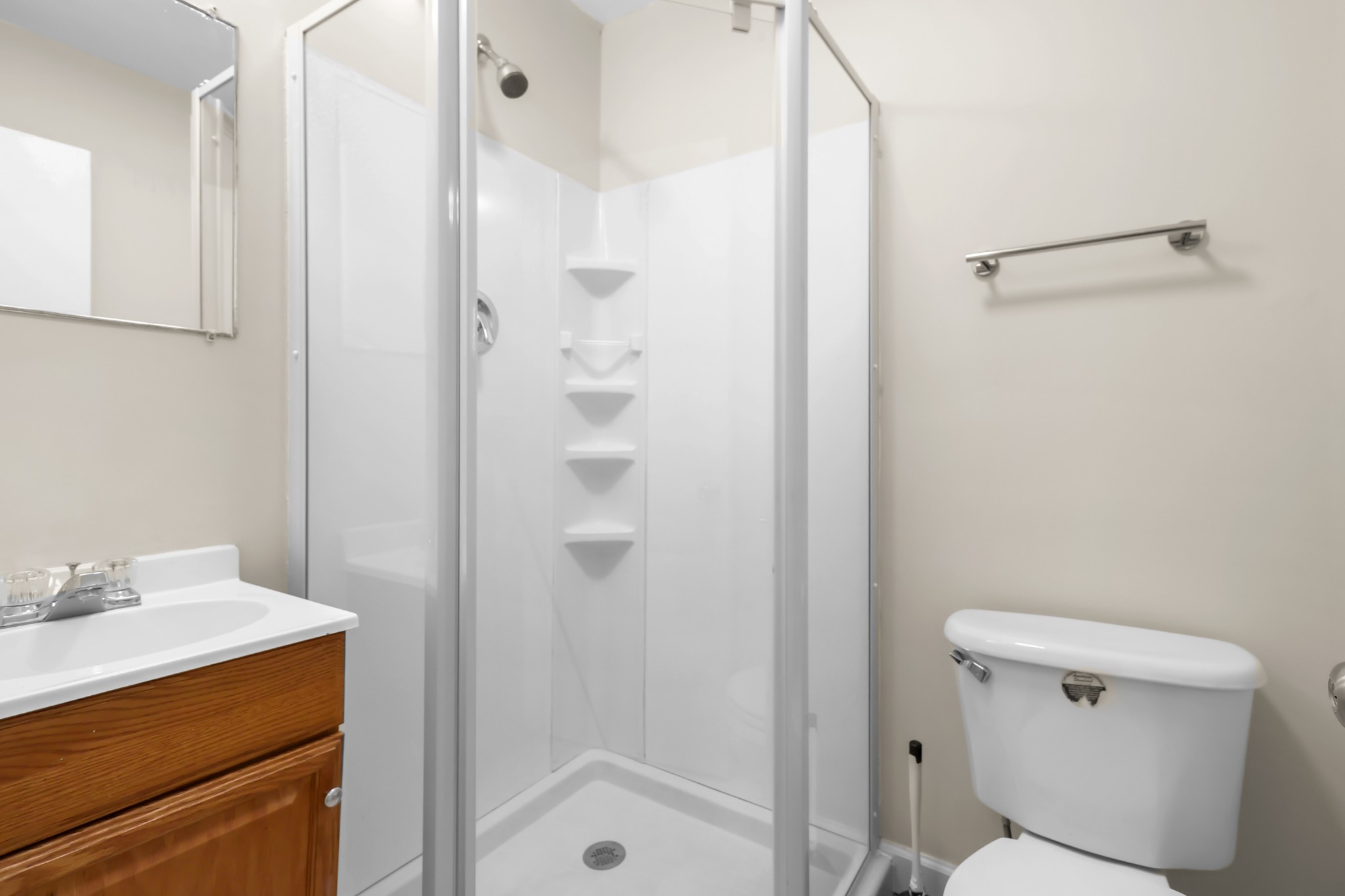 114 Emory St Property Photo 23