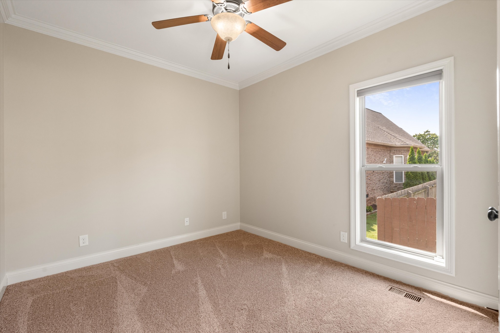 3134 Hidden Creek Dr Property Photo 37