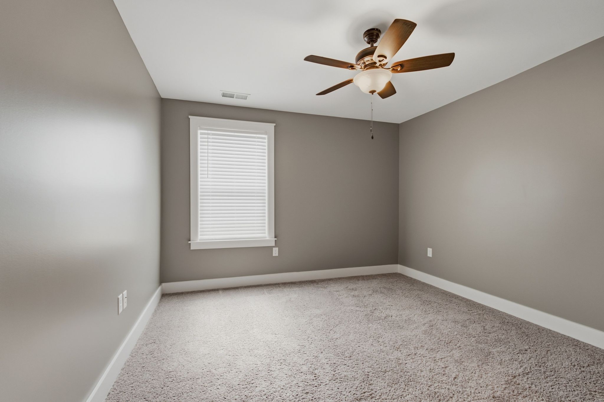 5409 Pointer Pl Property Photo 31