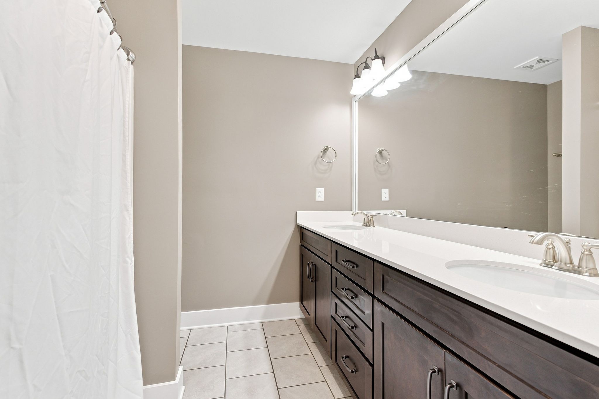 5409 Pointer Pl Property Photo 32