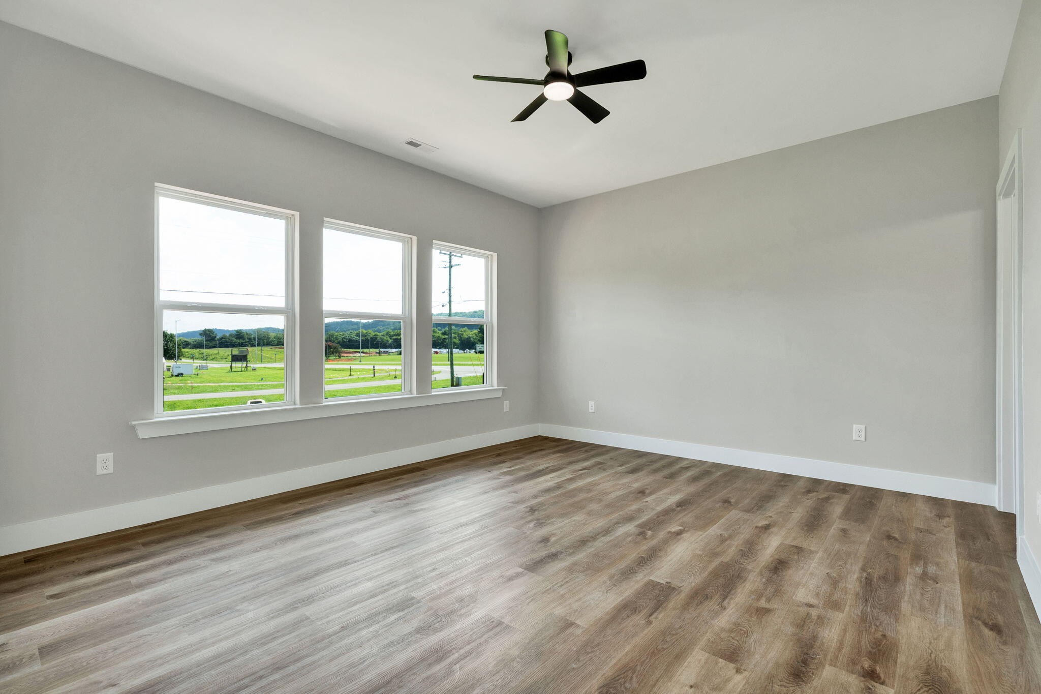 1090 Congress Parkway, N Property Photo 19