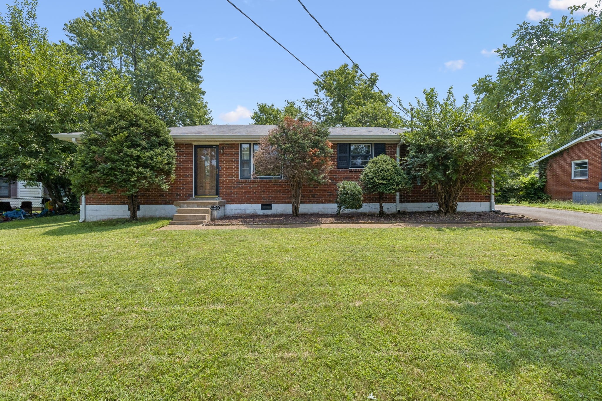 431 Heney Dr Property Photo 1