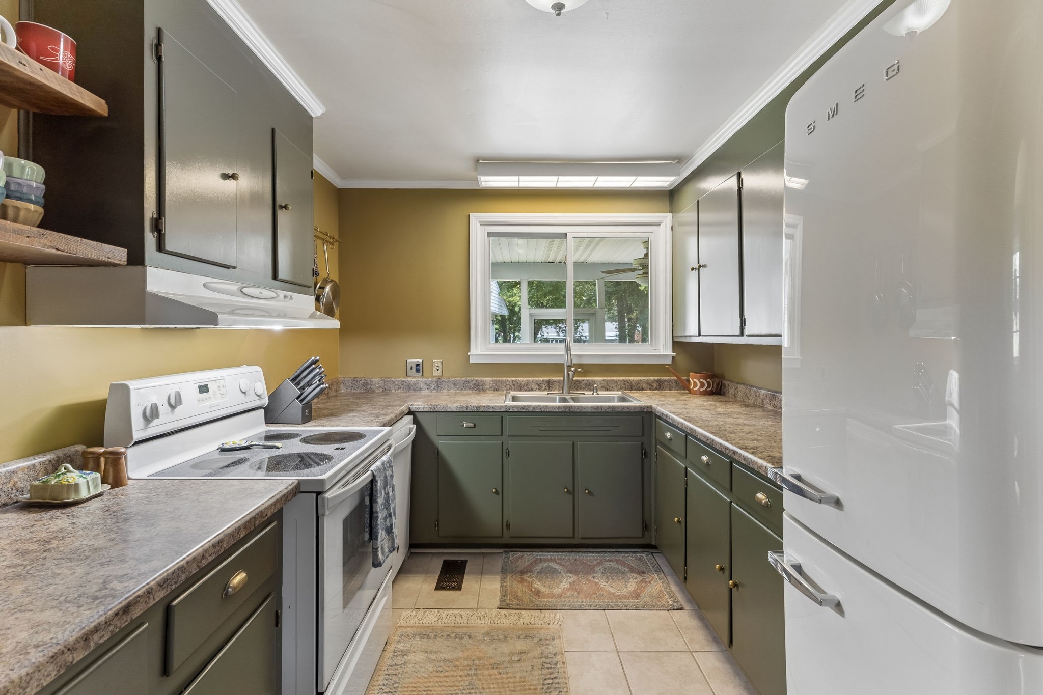 431 Heney Dr Property Photo 9