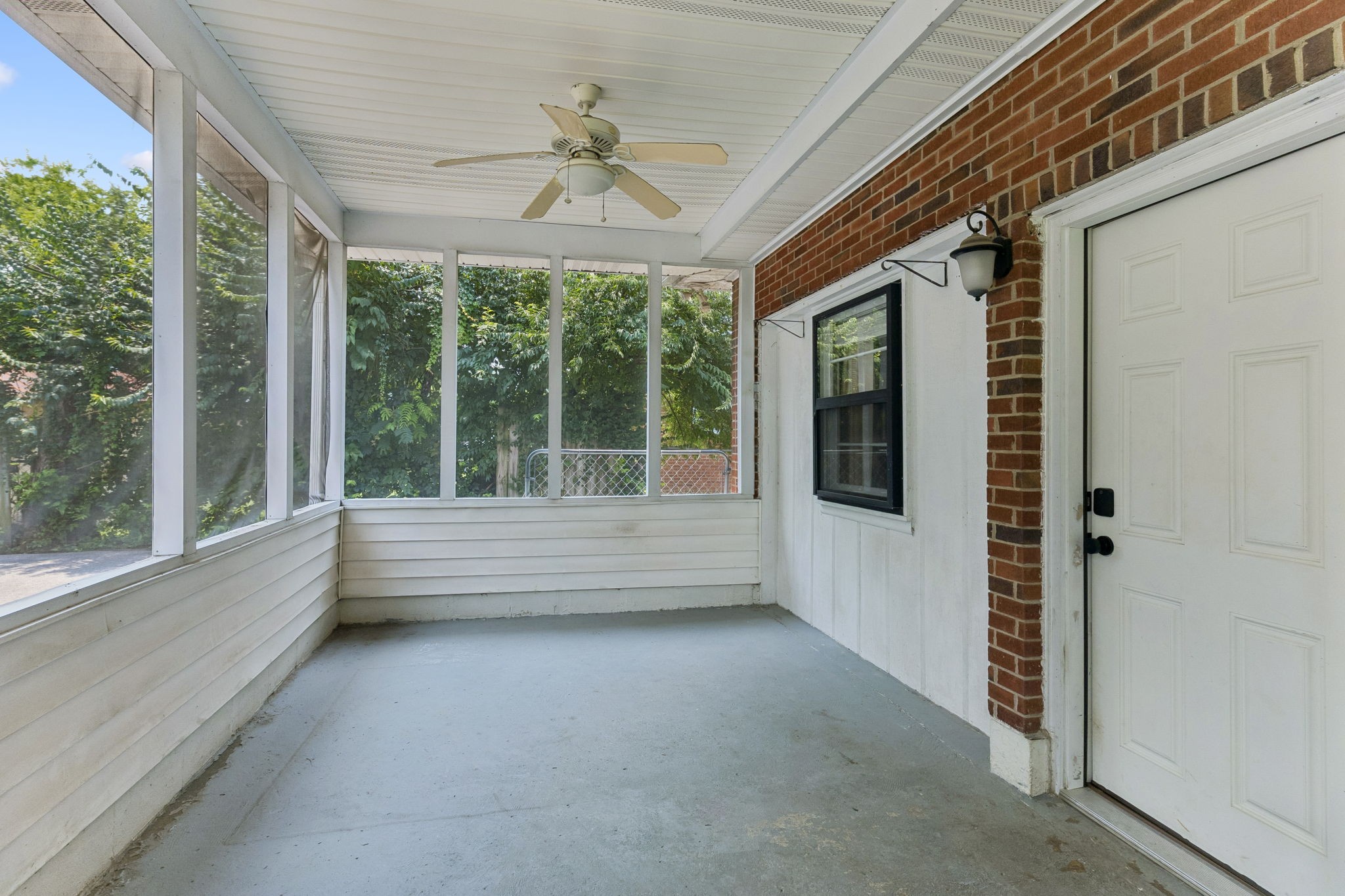 431 Heney Dr Property Photo 29