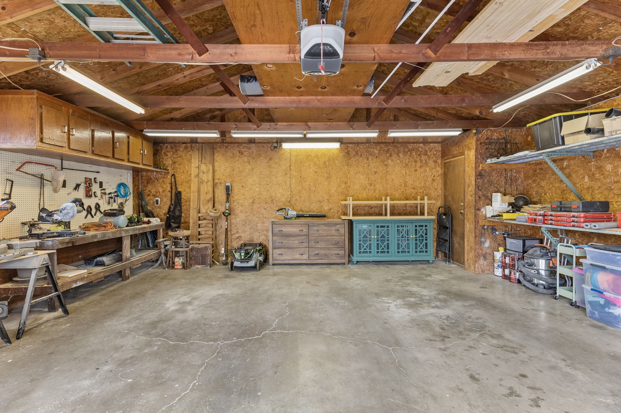 431 Heney Dr Property Photo 34