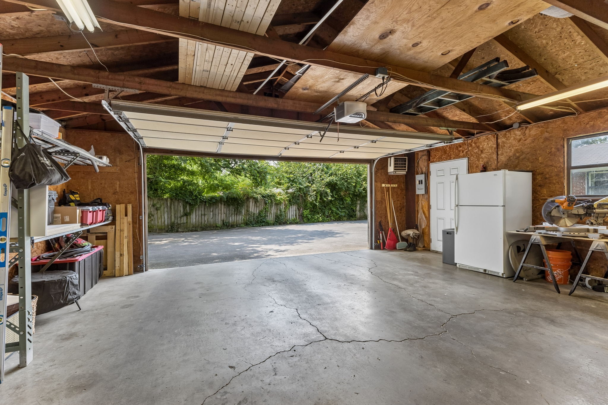 431 Heney Dr Property Photo 35