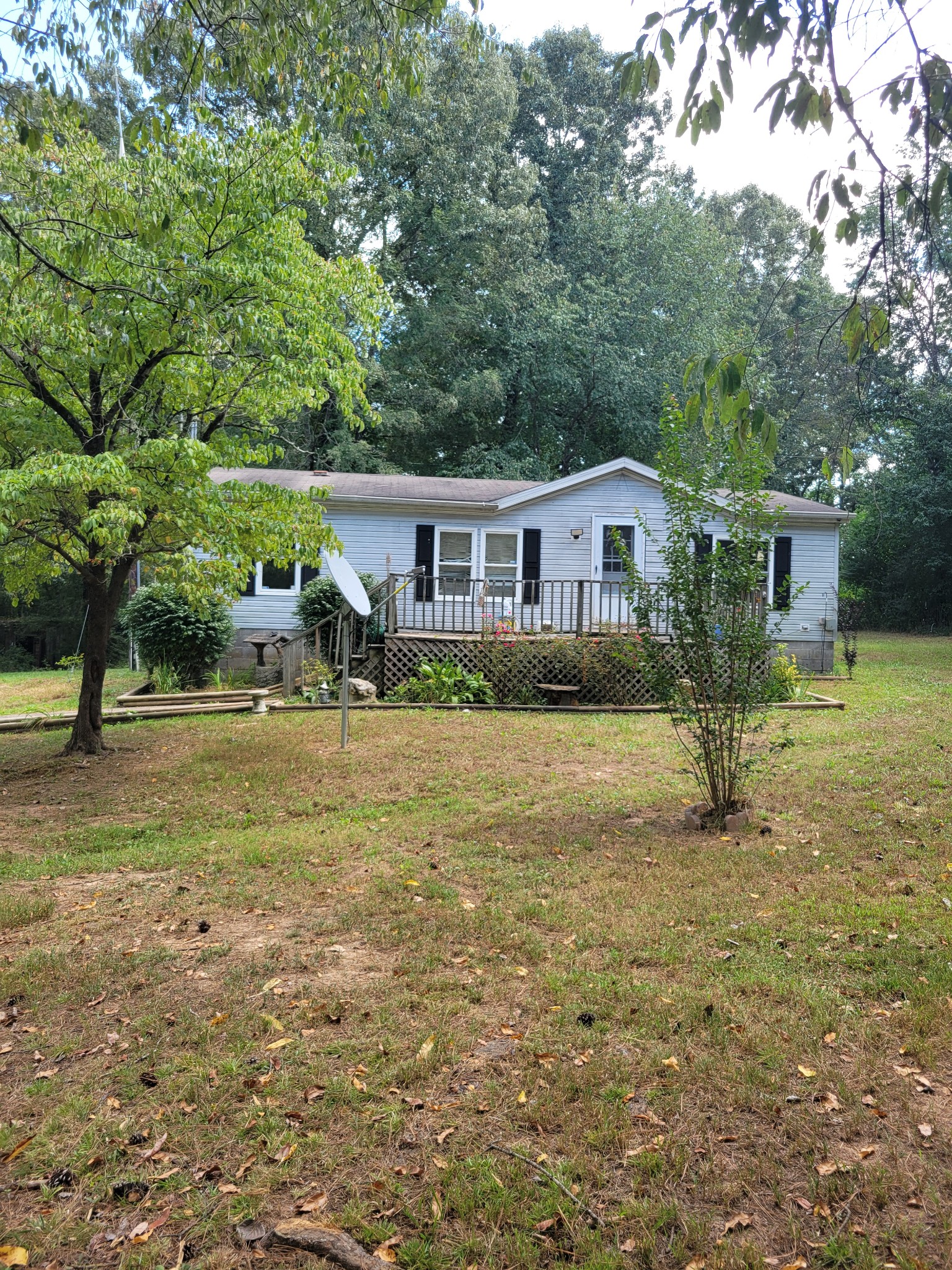 145 Edgewood Ln