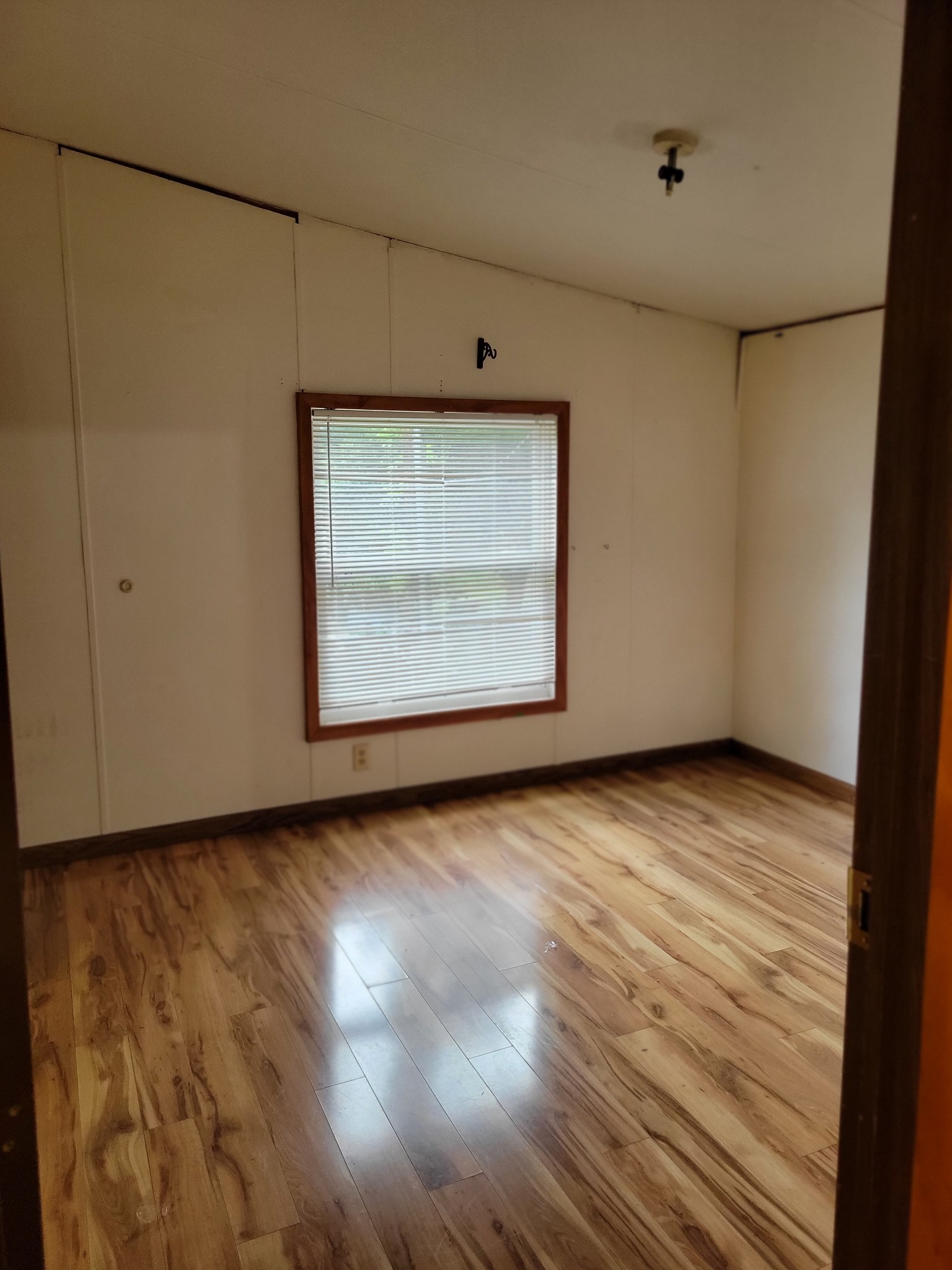145 Edgewood Ln Property Photo 22