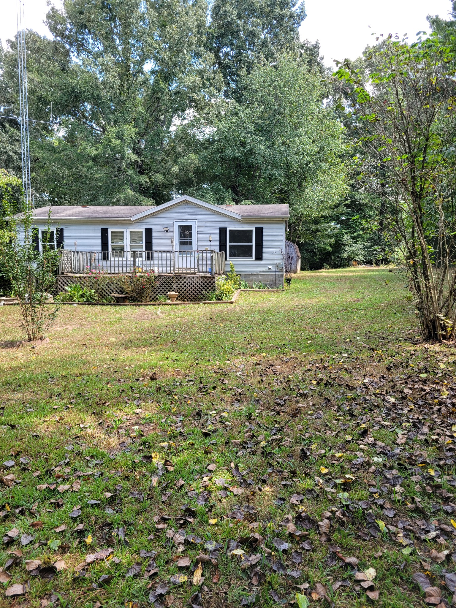 145 Edgewood Ln Property Photo 23
