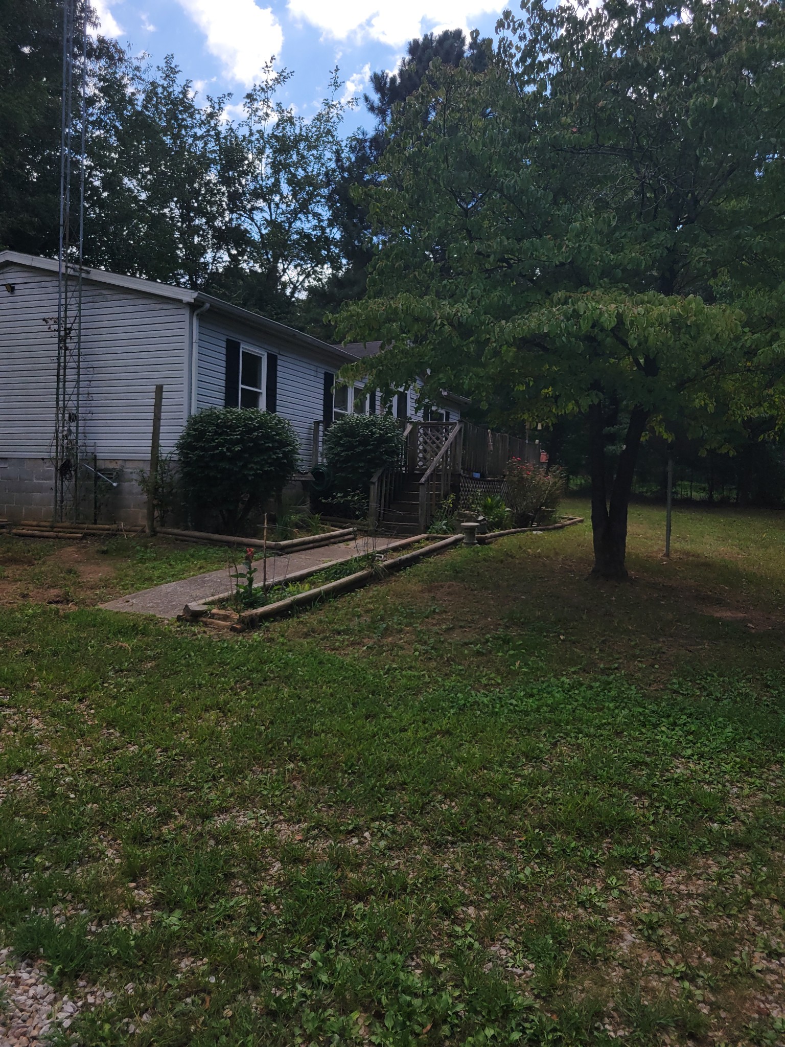 145 Edgewood Ln Property Photo 31