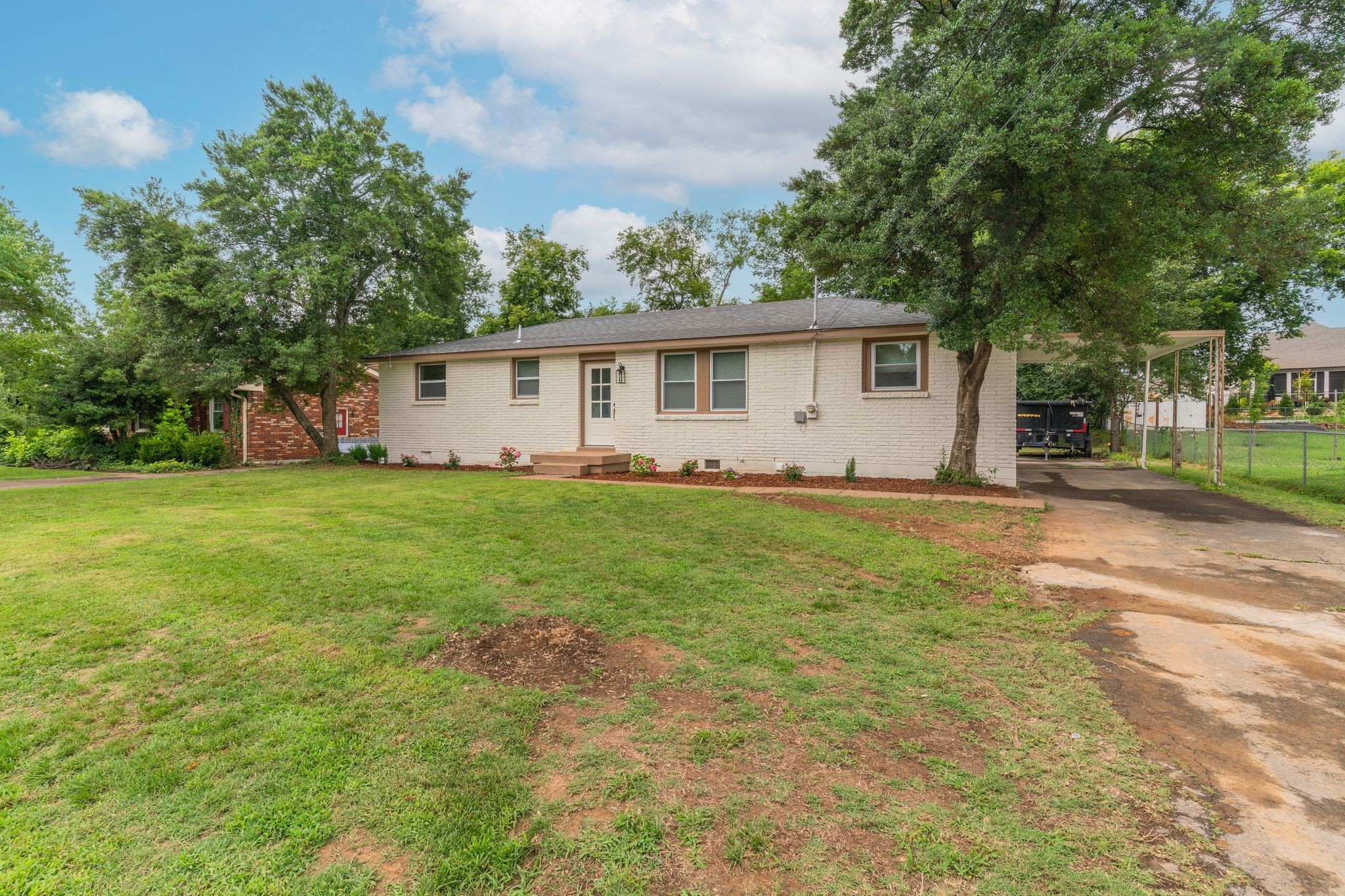 3814 Plantation Dr Property Photo 2