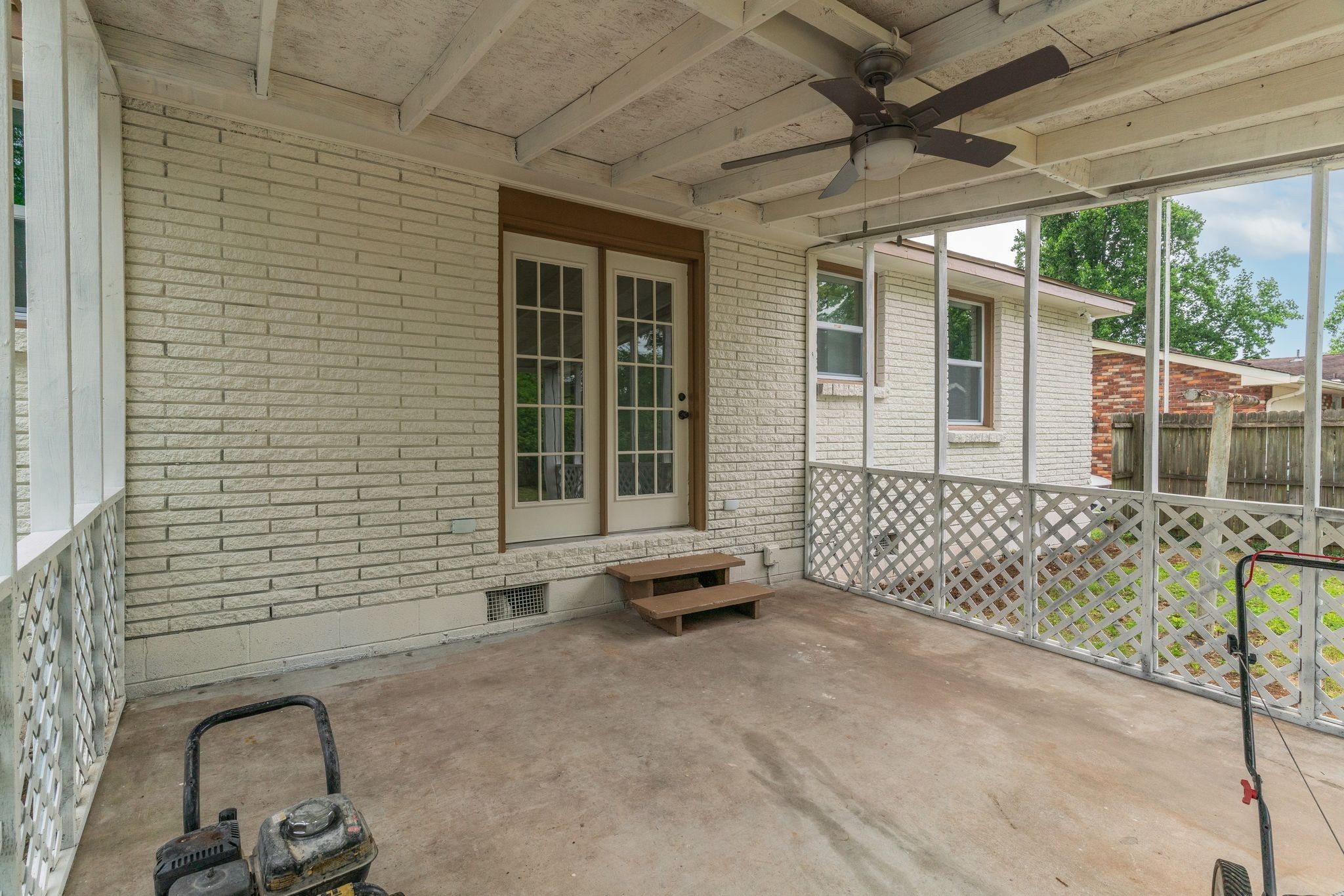 3814 Plantation Dr Property Photo 22