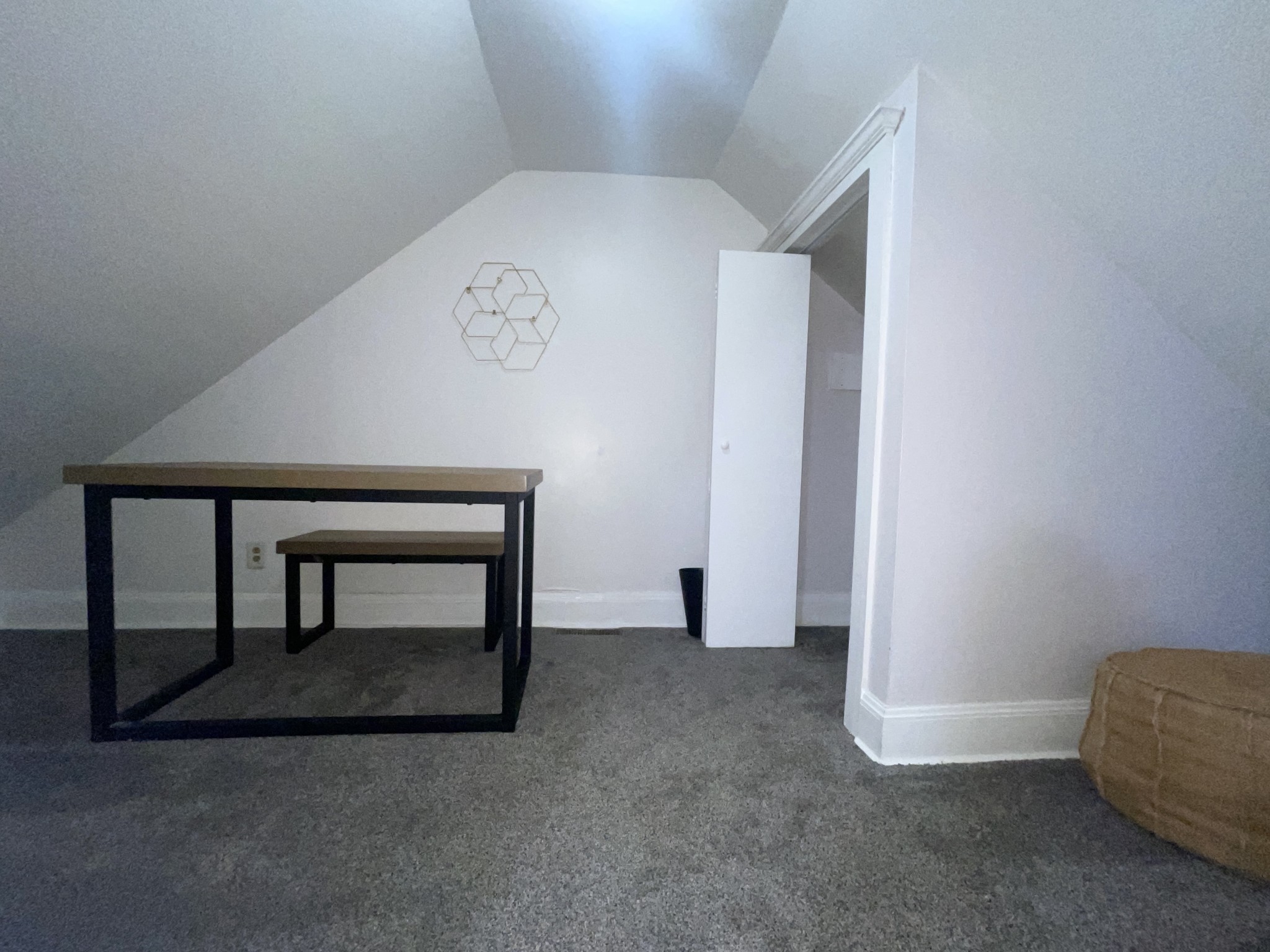 1026 Villa Pl Property Photo 15