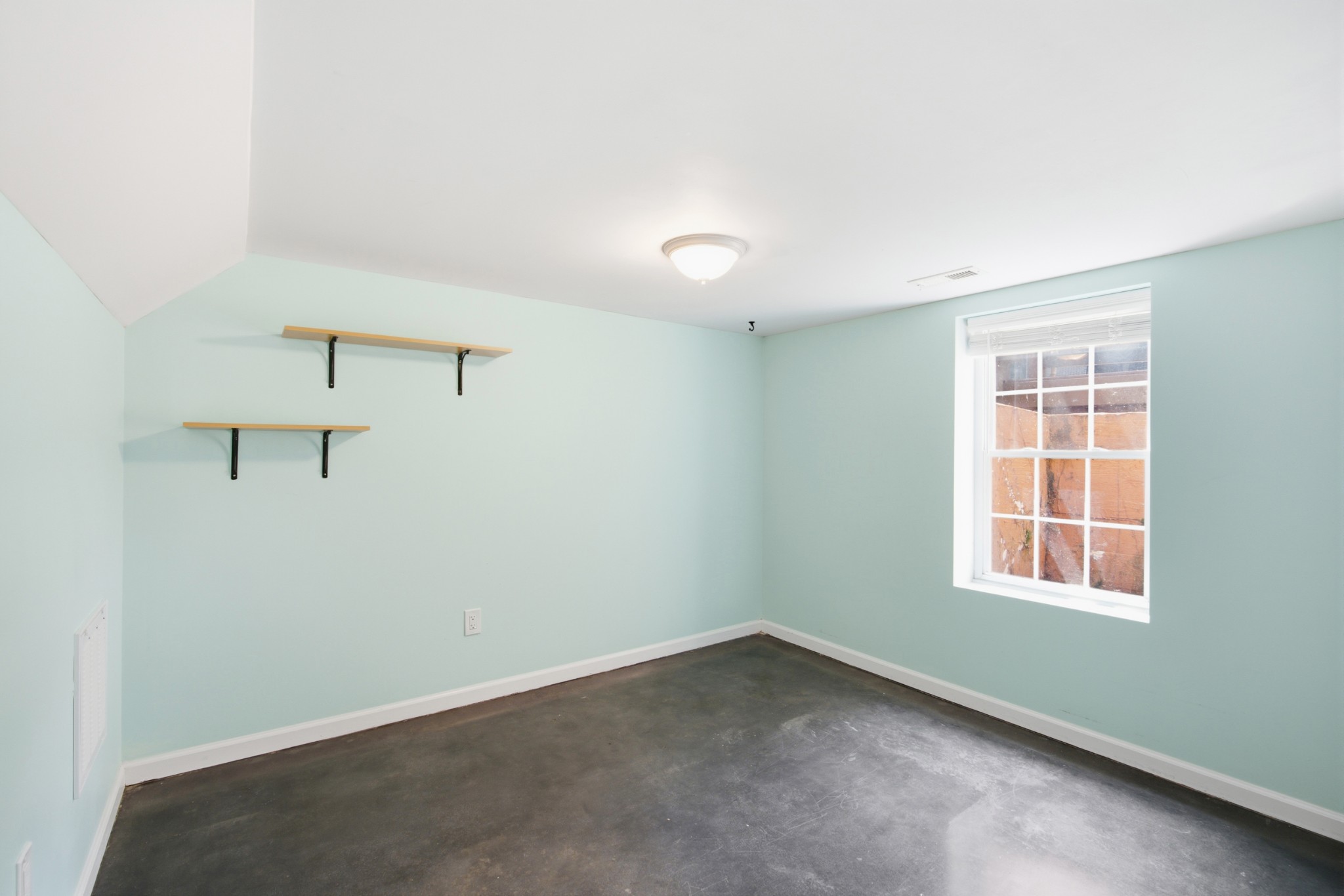 822 Douglas Ave Property Photo 30