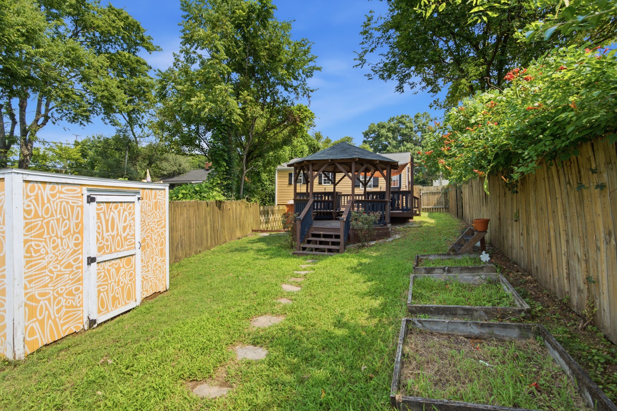 822 Douglas Ave Property Photo 44