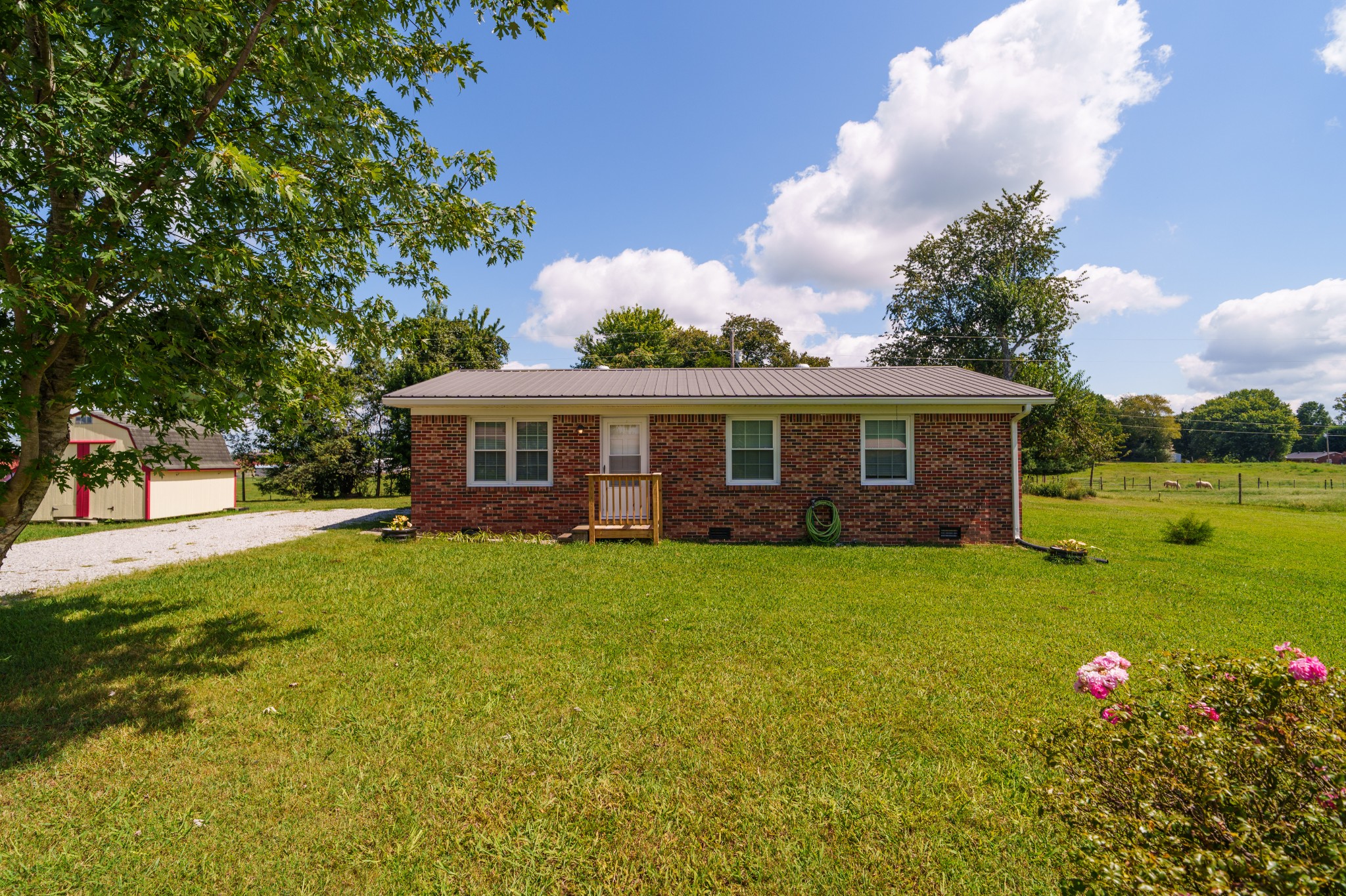143 Claudine Qualls Property Photo 1